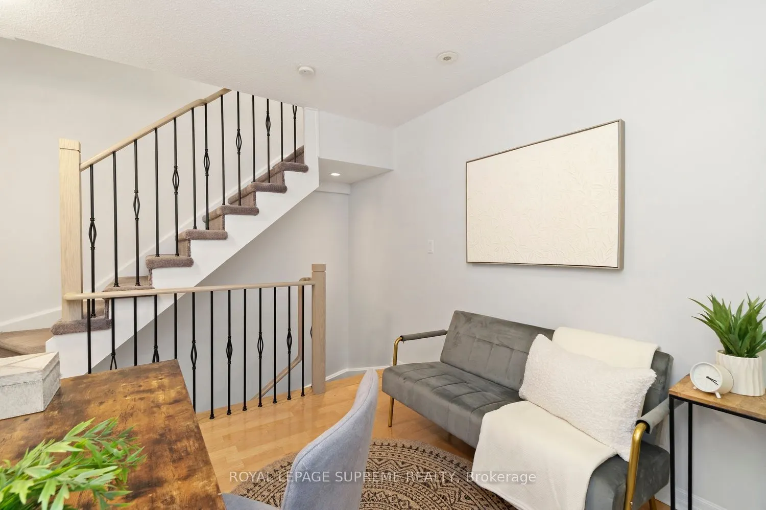 6 Wellesley Place, #37