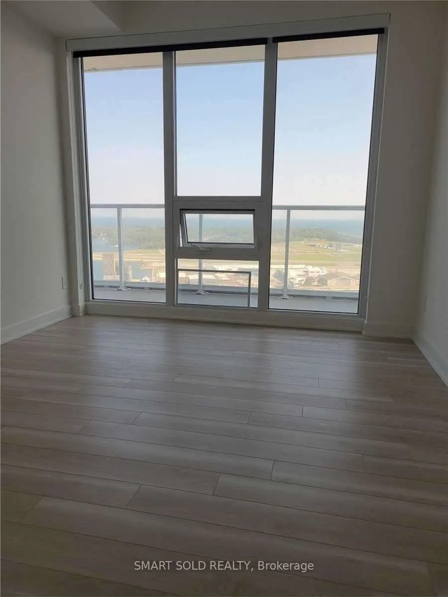 17 Bathurst Street, #3616