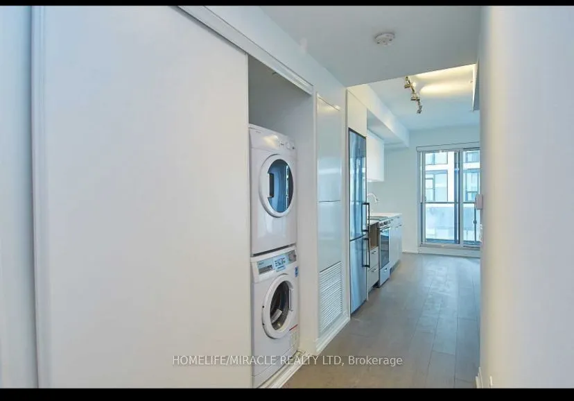 251 Jarvis Street, #1809