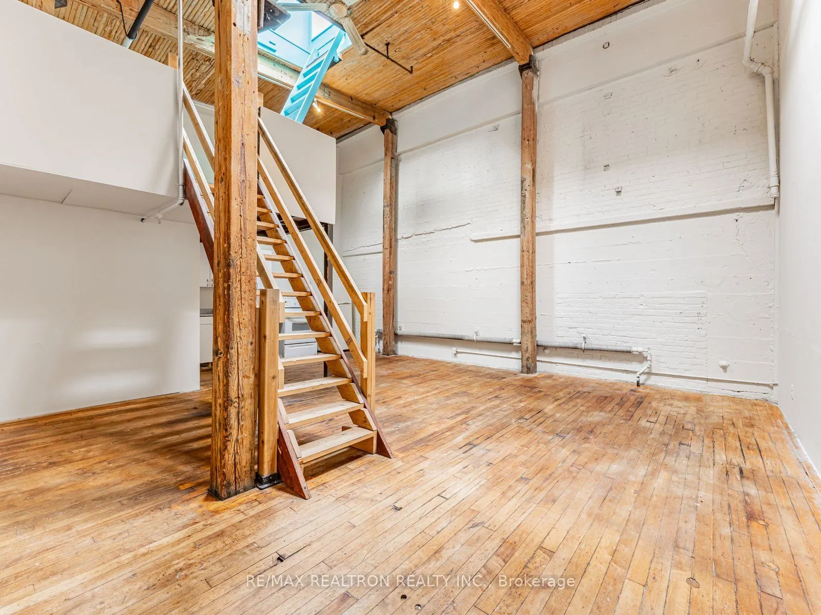 227 Sterling Road, #208