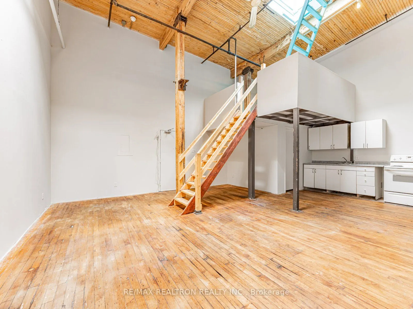 227 Sterling Road, #208