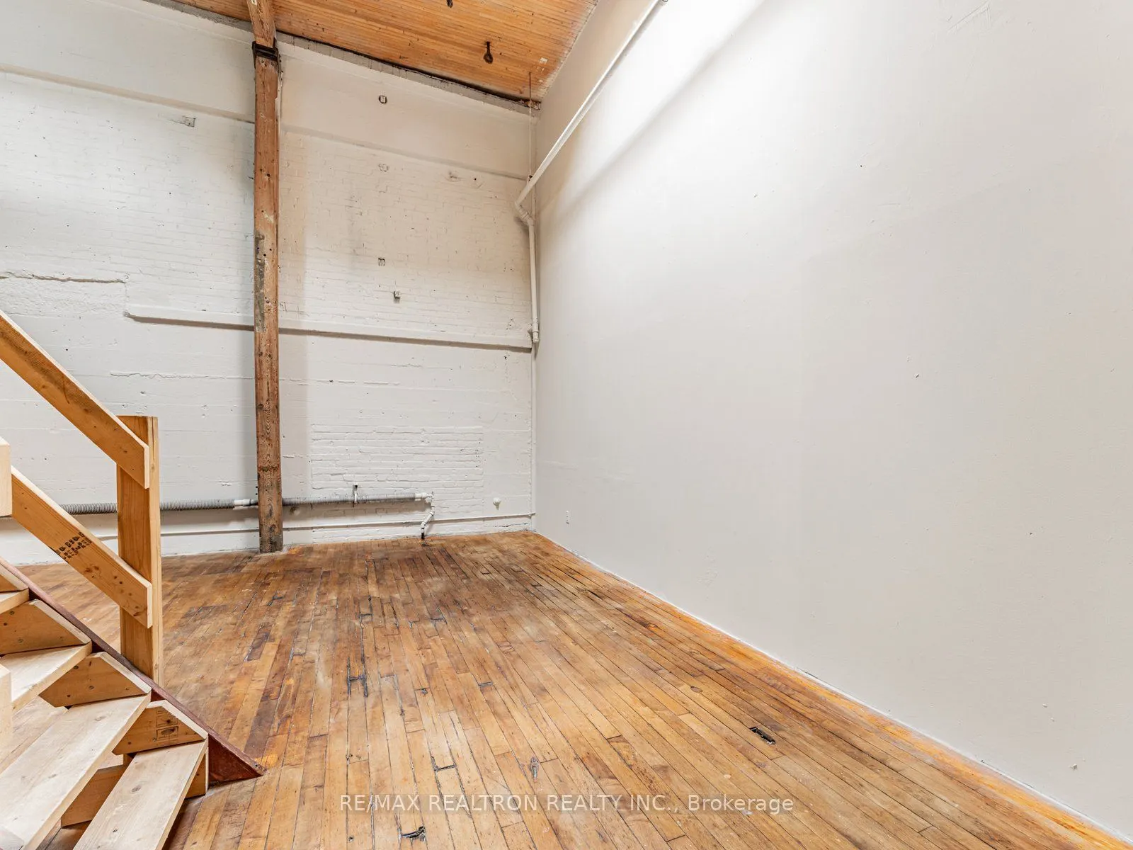 227 Sterling Road, #208