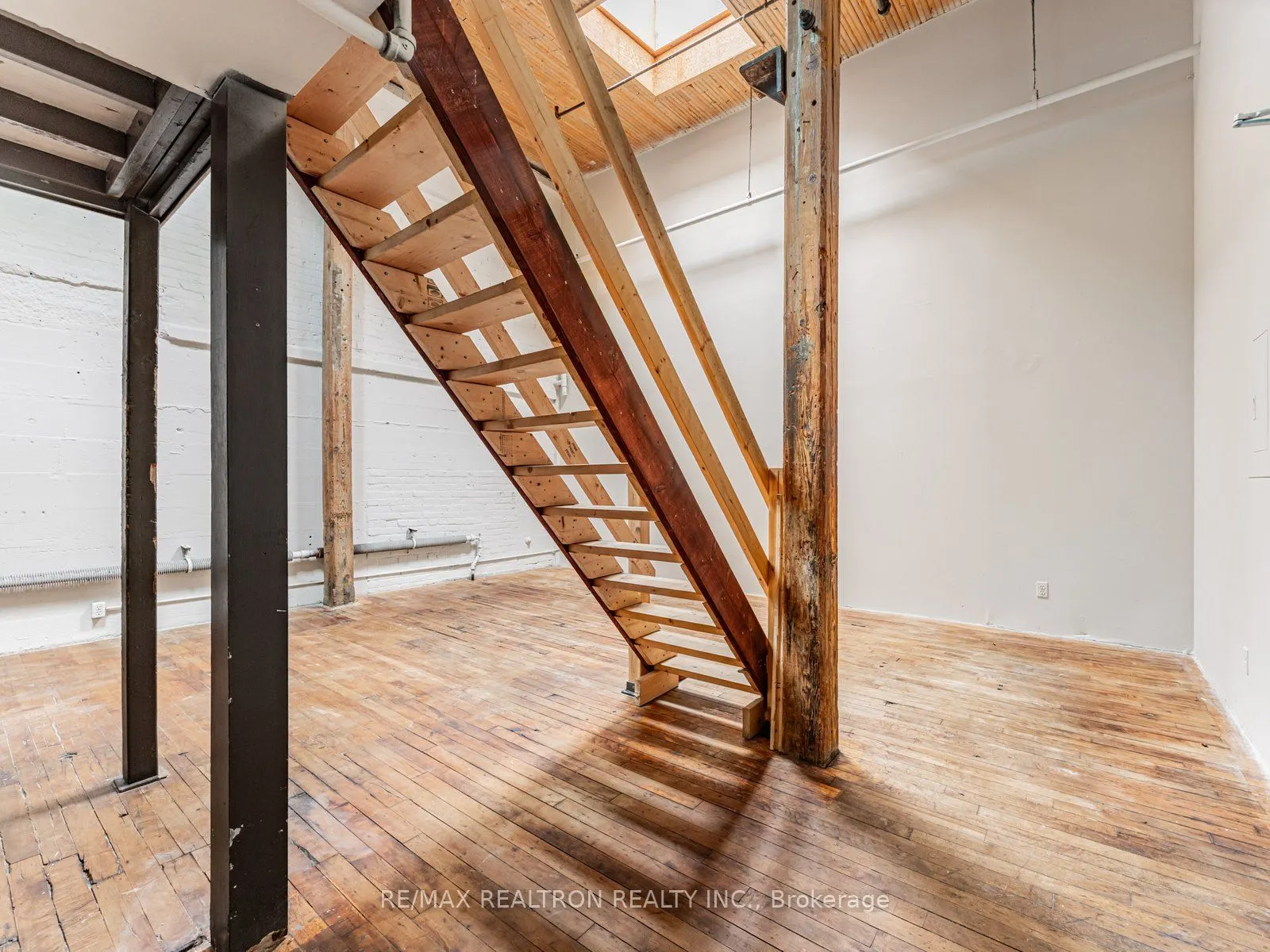 227 Sterling Road, #208