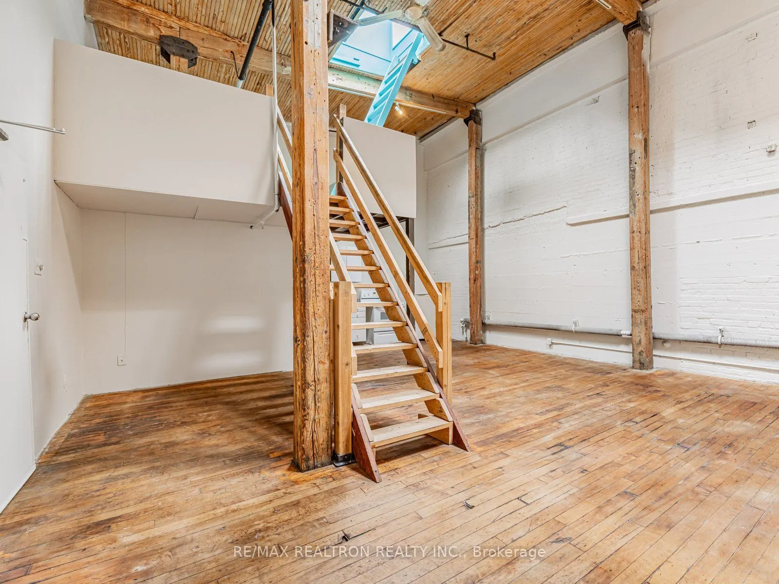 227 Sterling Road, #208