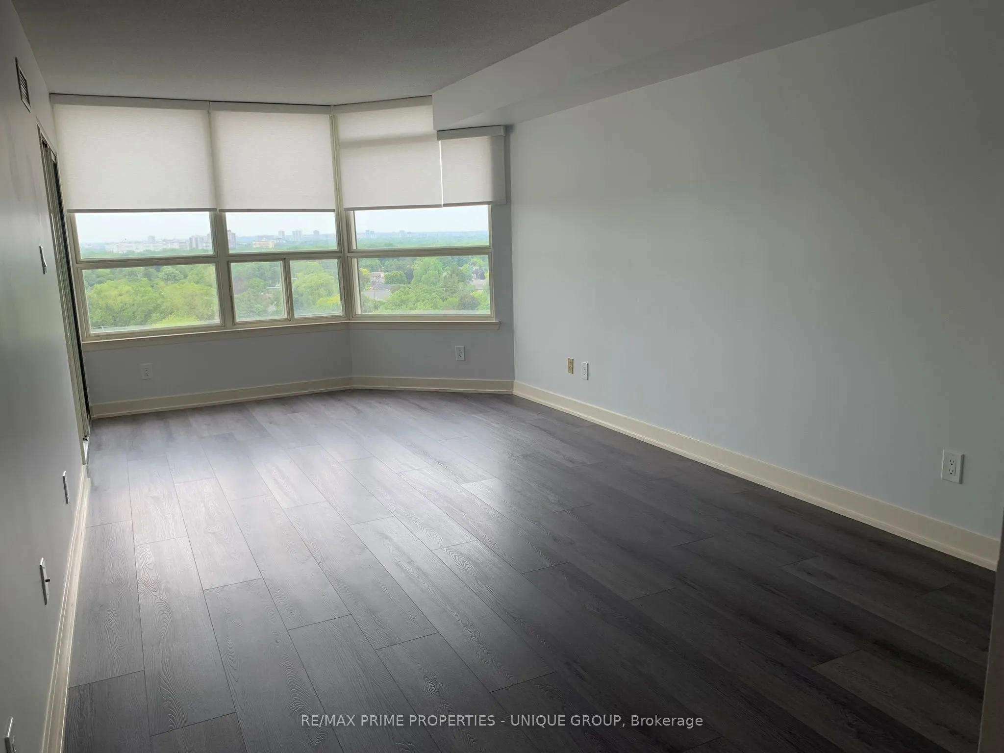 268 Ridley Boulevard N, #1517