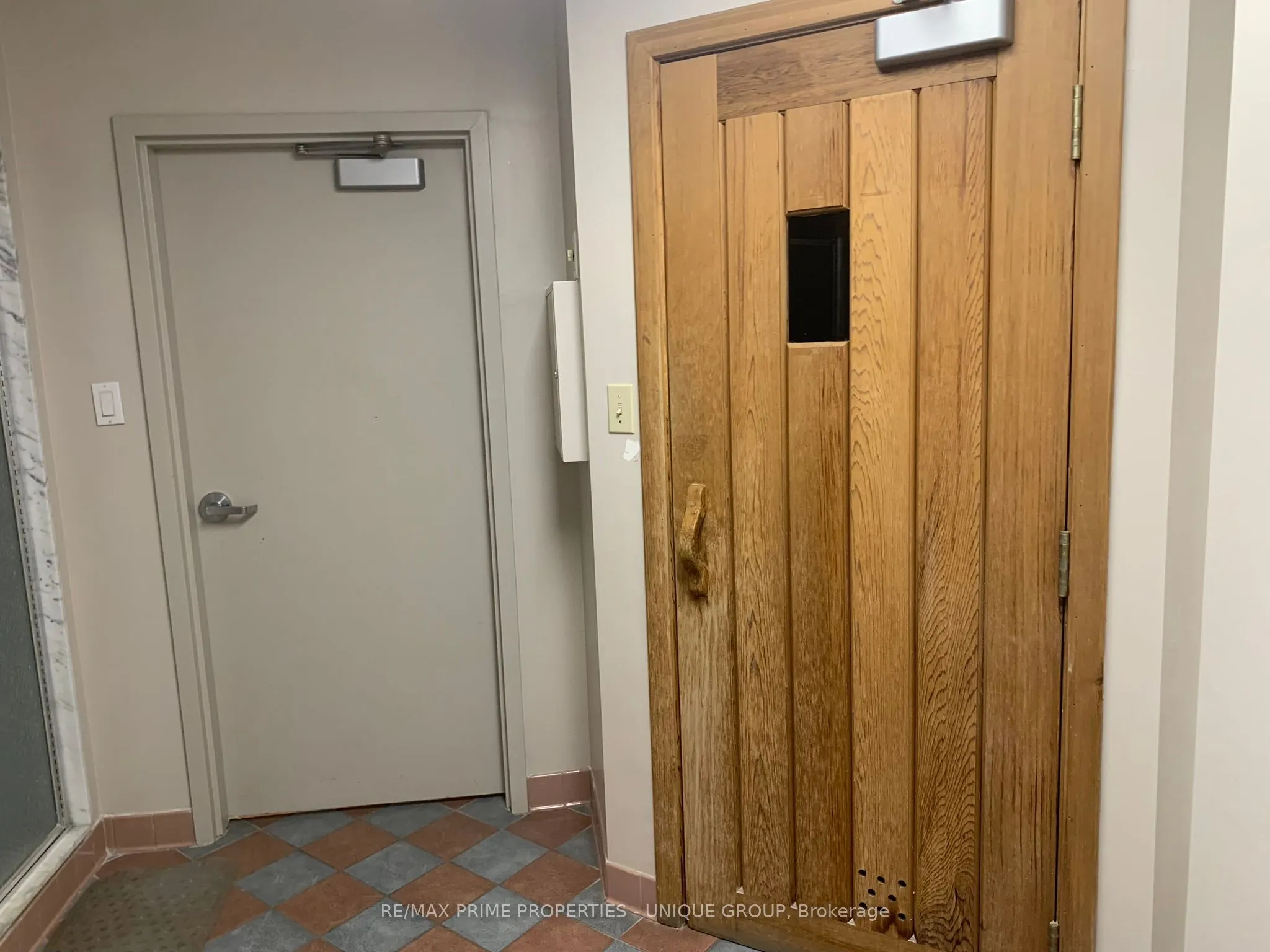 268 Ridley Boulevard N, #1517