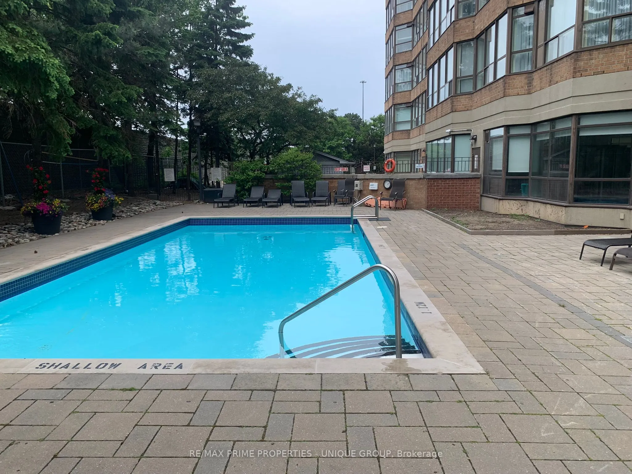 268 Ridley Boulevard N, #1517