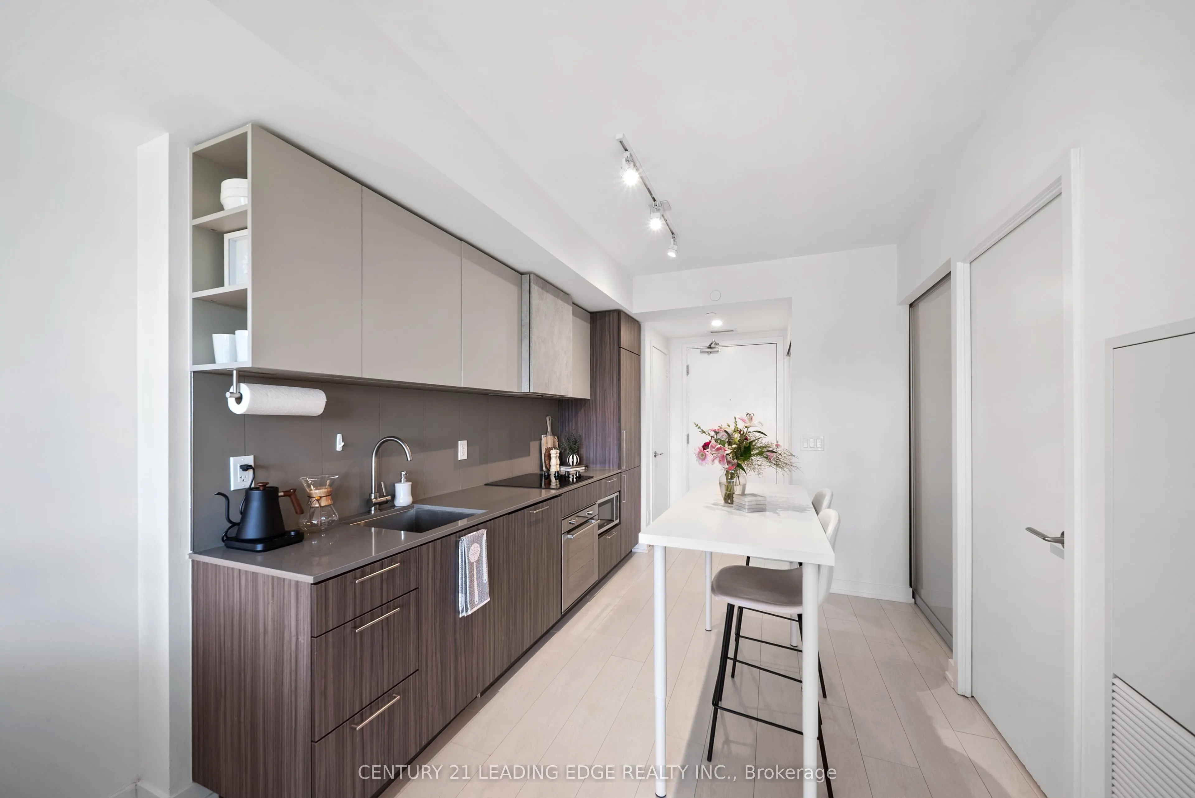 19 Western Battery Road, #2020