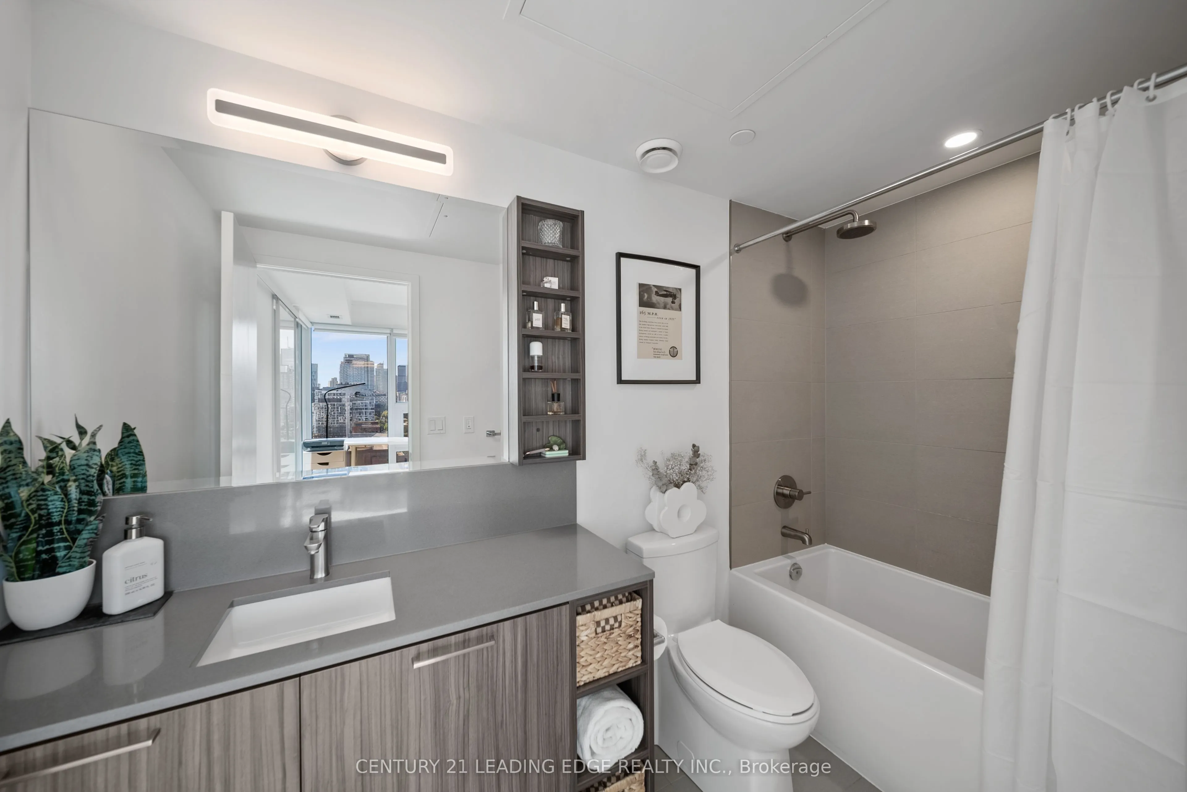 19 Western Battery Road, #2020