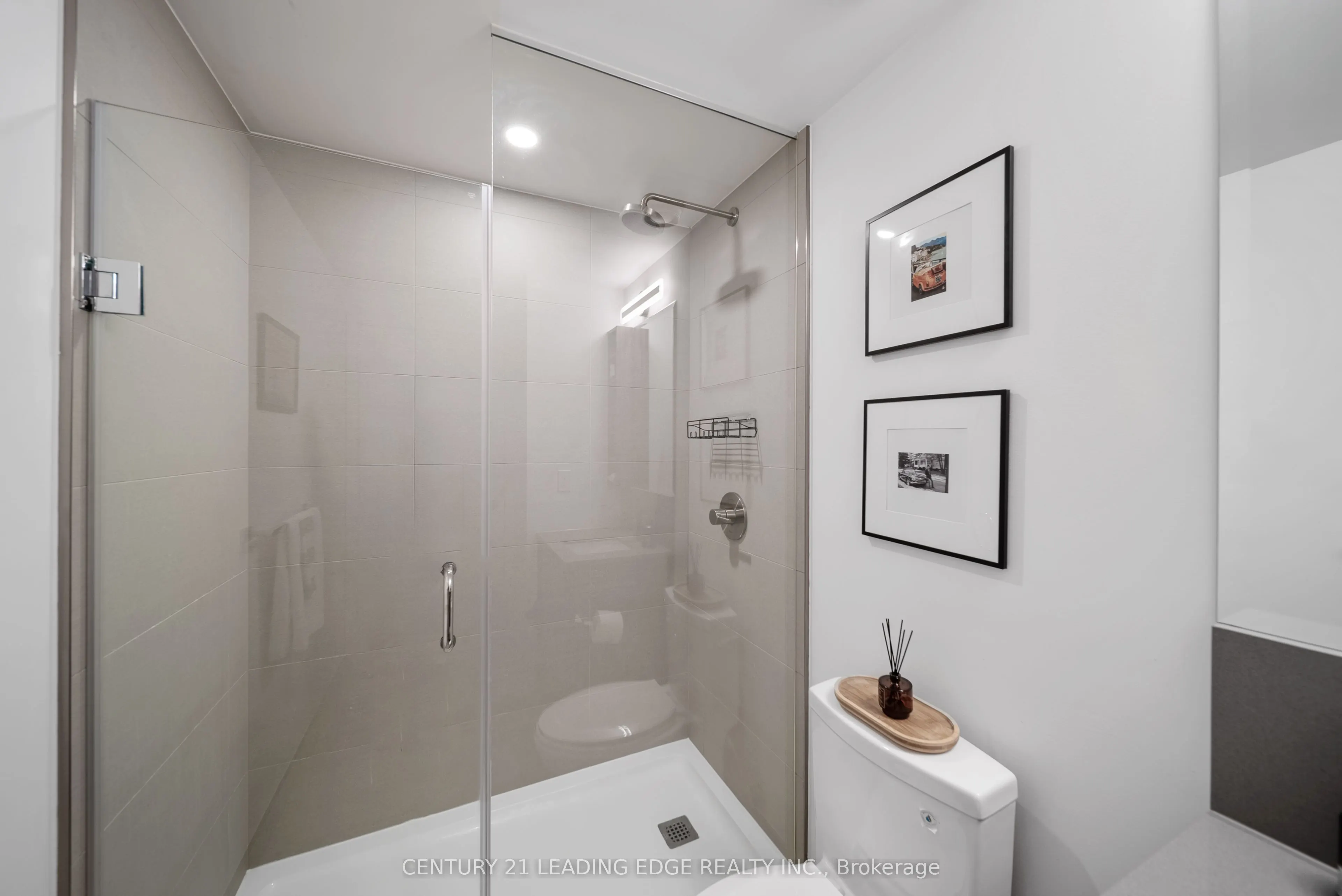 19 Western Battery Road, #2020