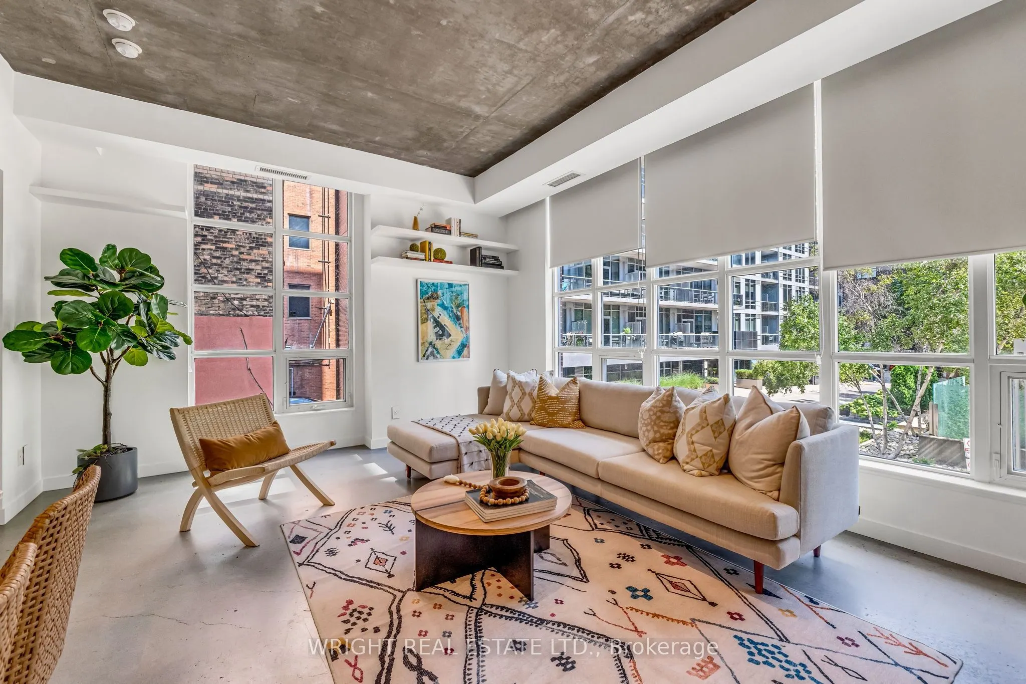 19 Brant Street, #209