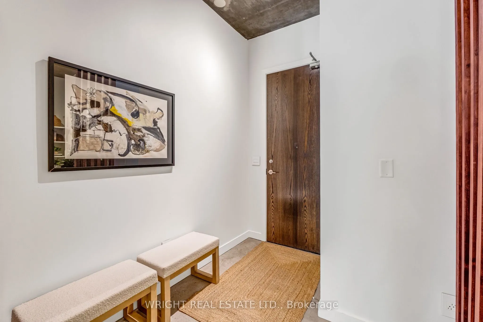 19 Brant Street, #209