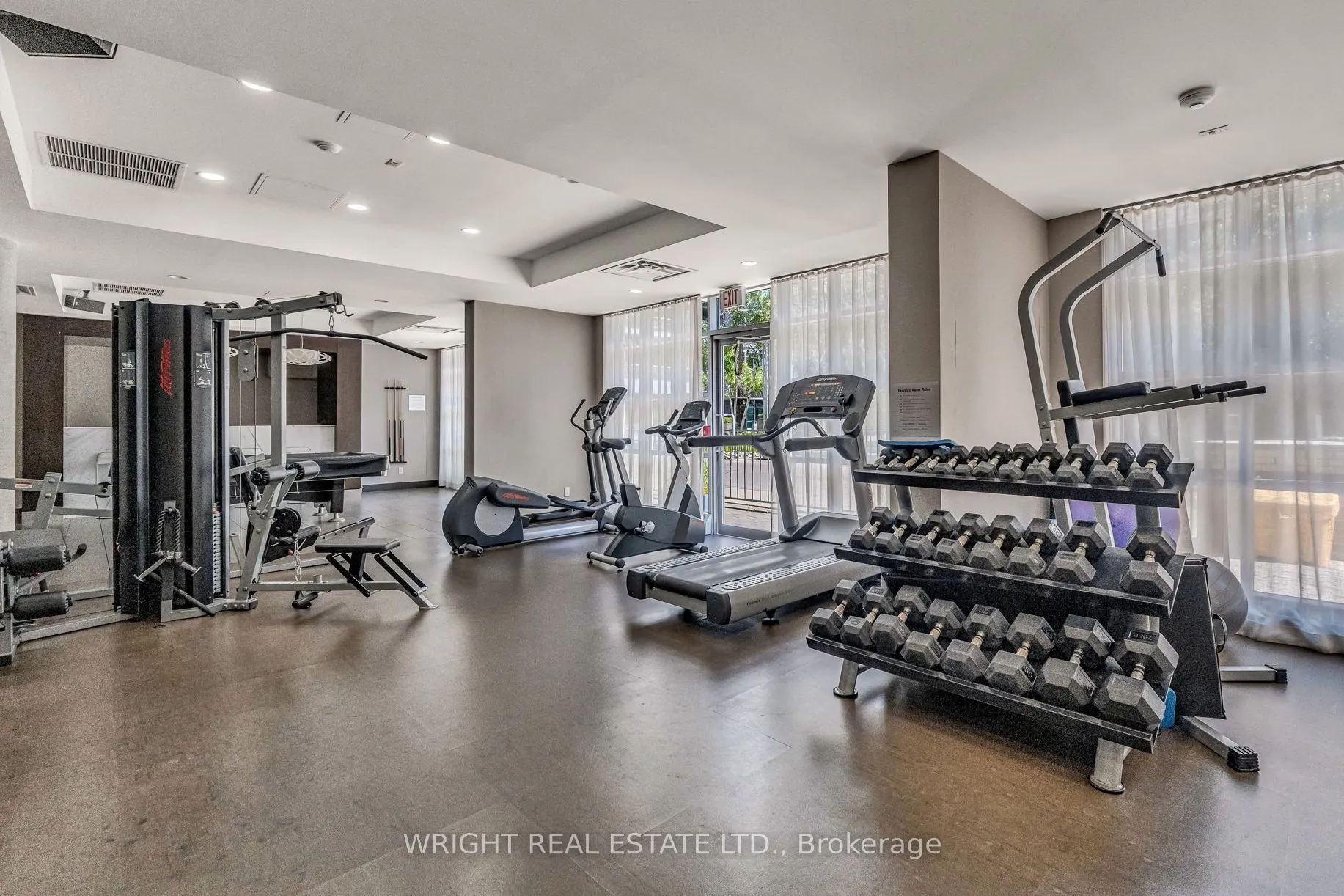 19 Brant Street, #209