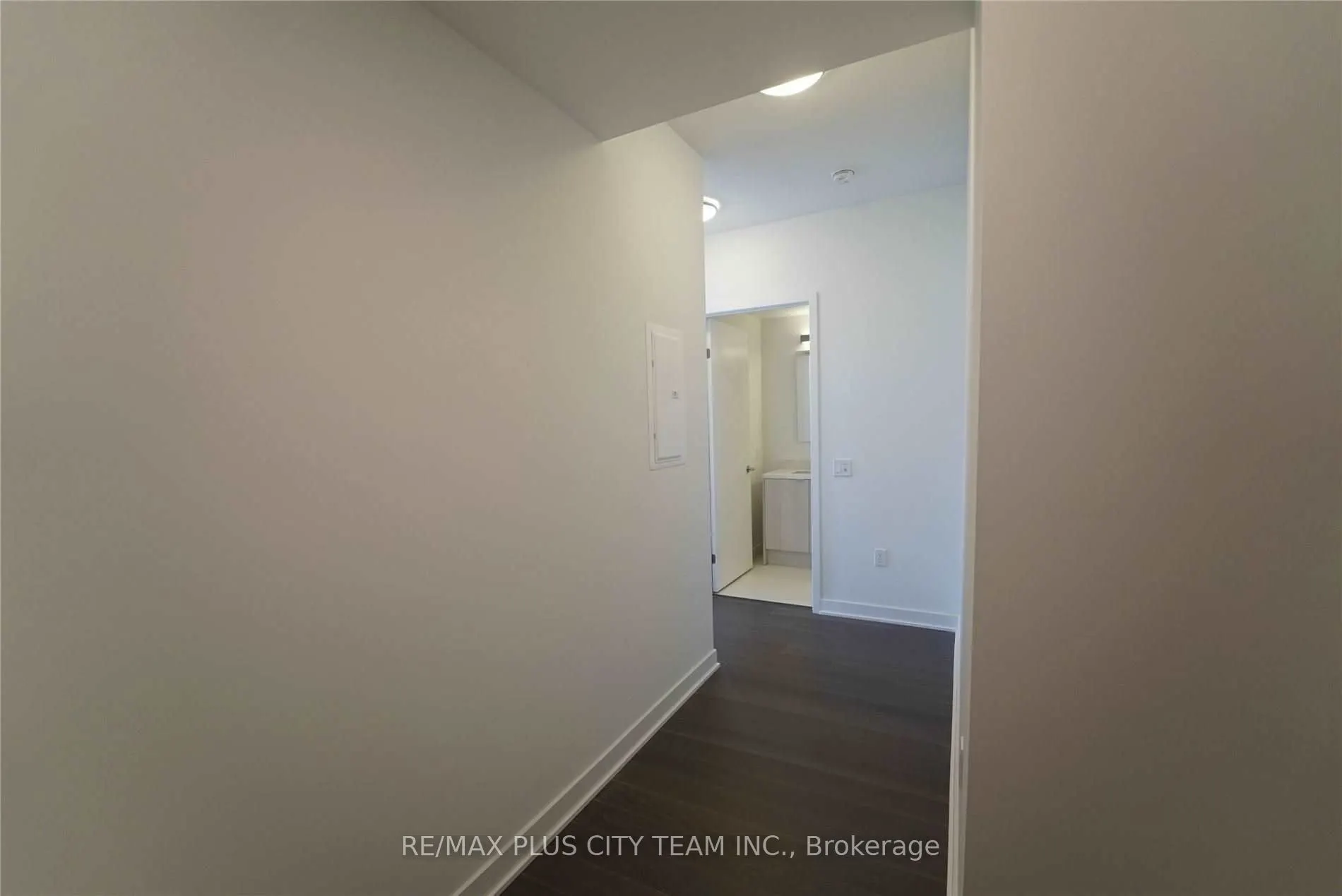 115 Blue Jays Way, #2802