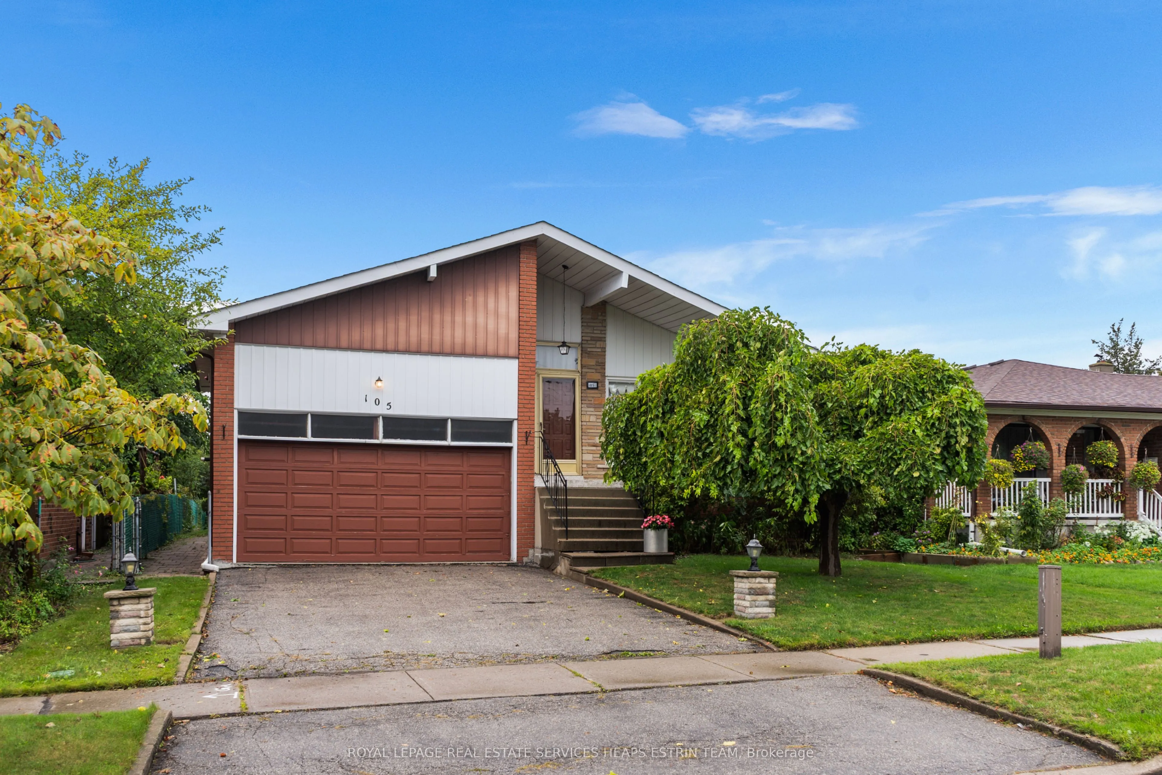 105 Bickerton Crescent