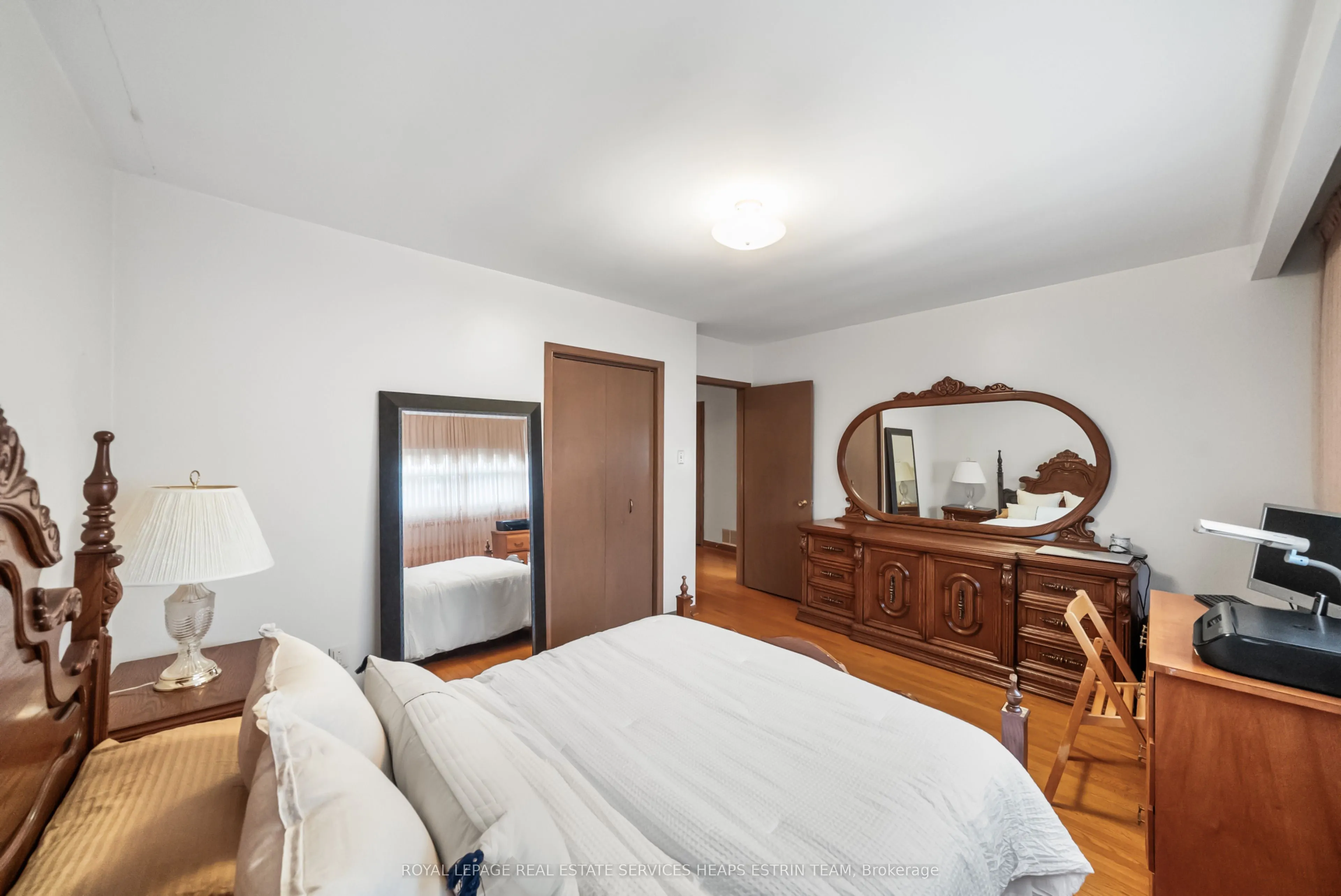 105 Bickerton Crescent