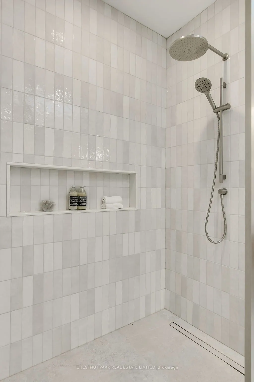 1031 Spadina Road