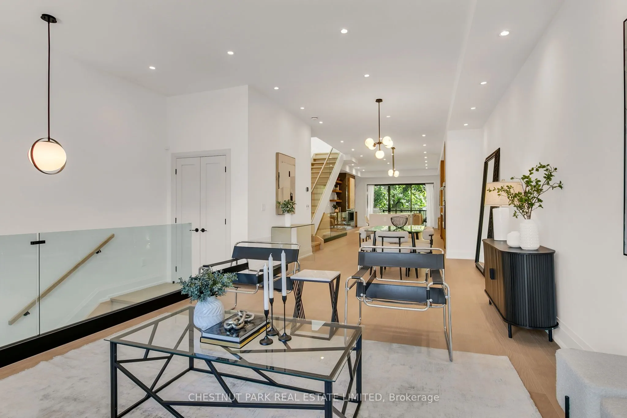 1031 Spadina Road