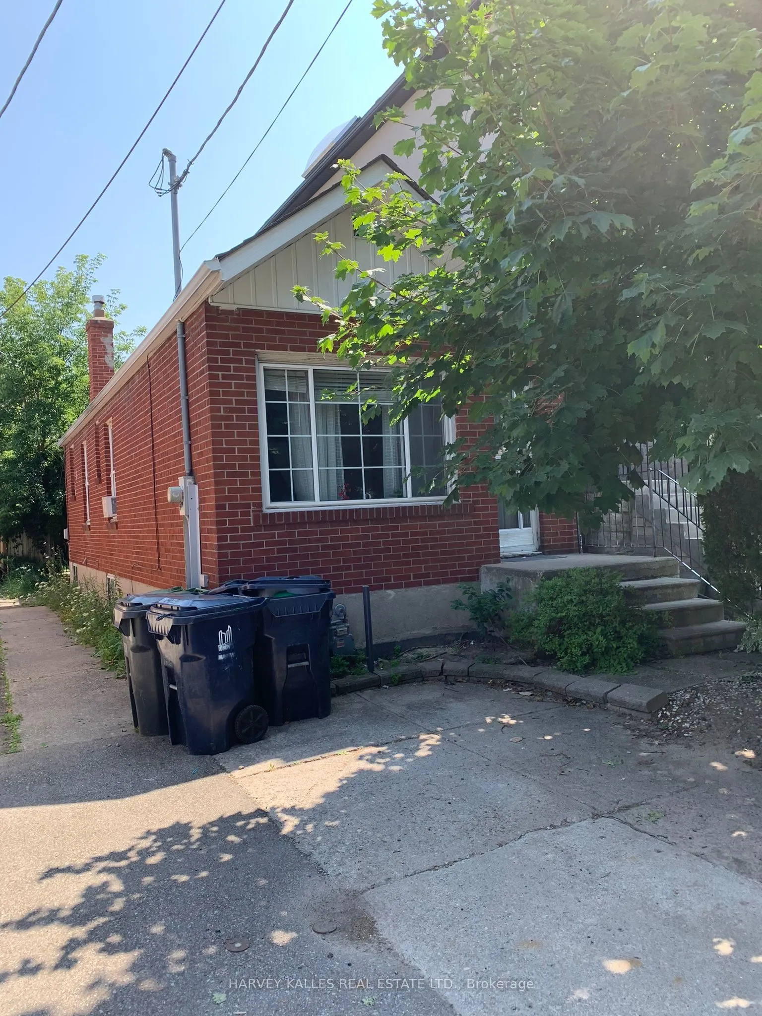 13 Lanark Avenue, #Main