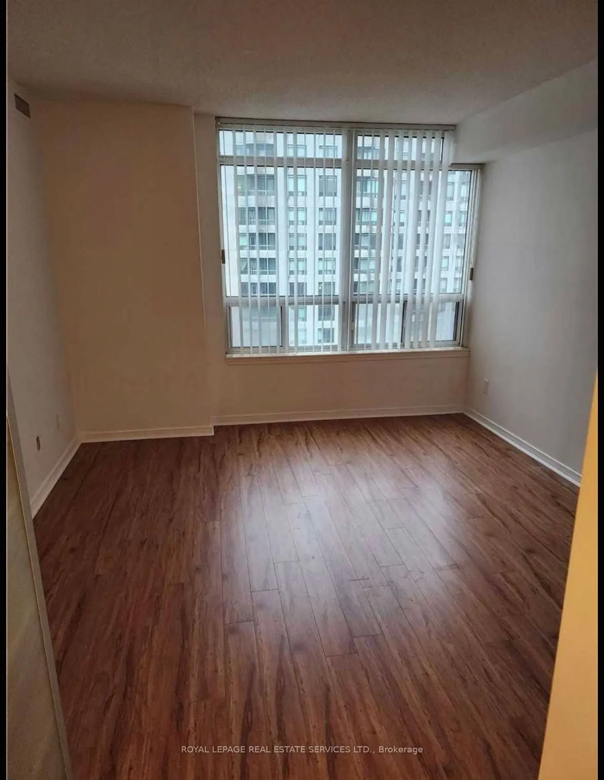 8 Hillcrest Avenue, #2906