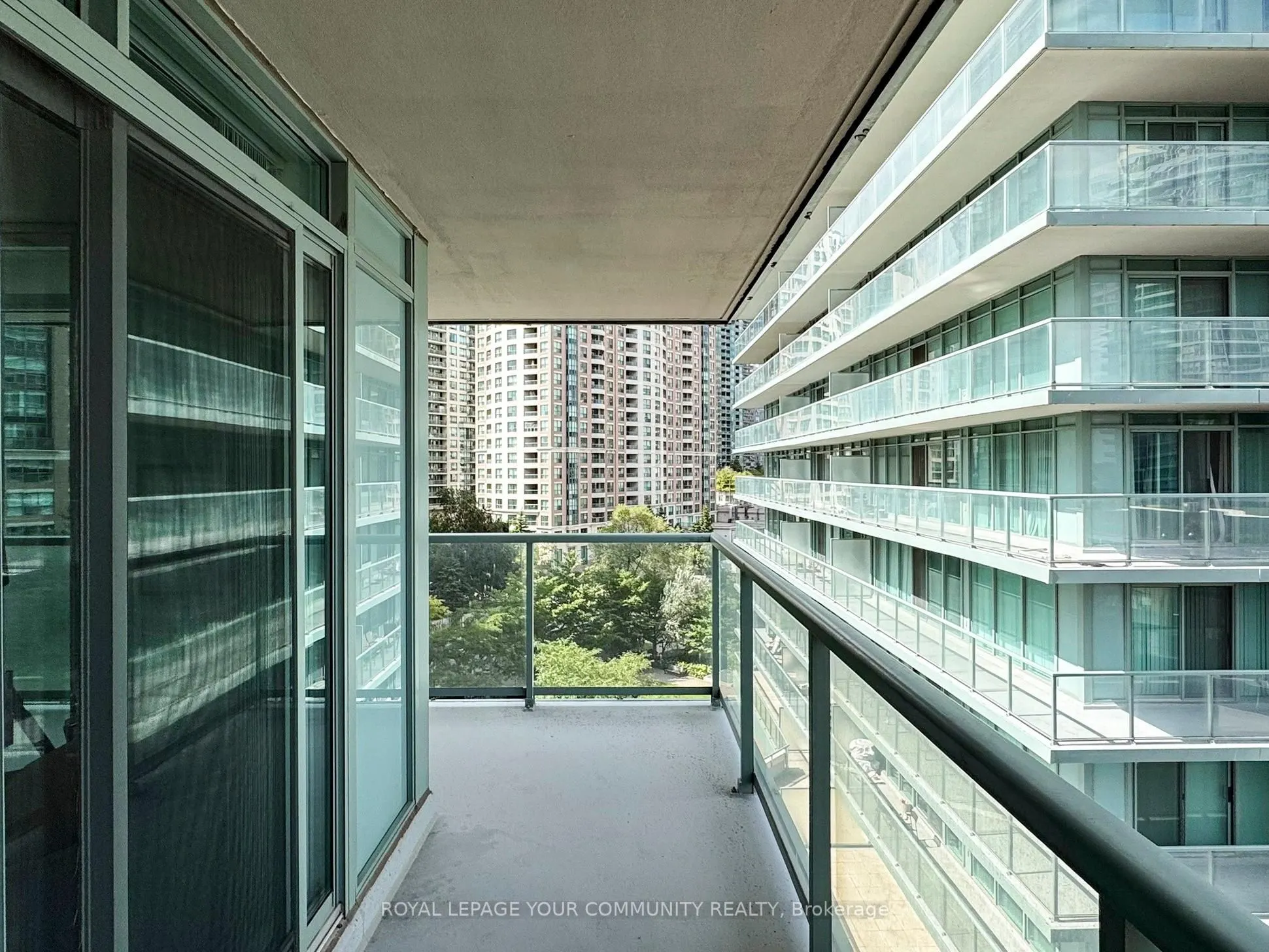 5500 Yonge Street, #610