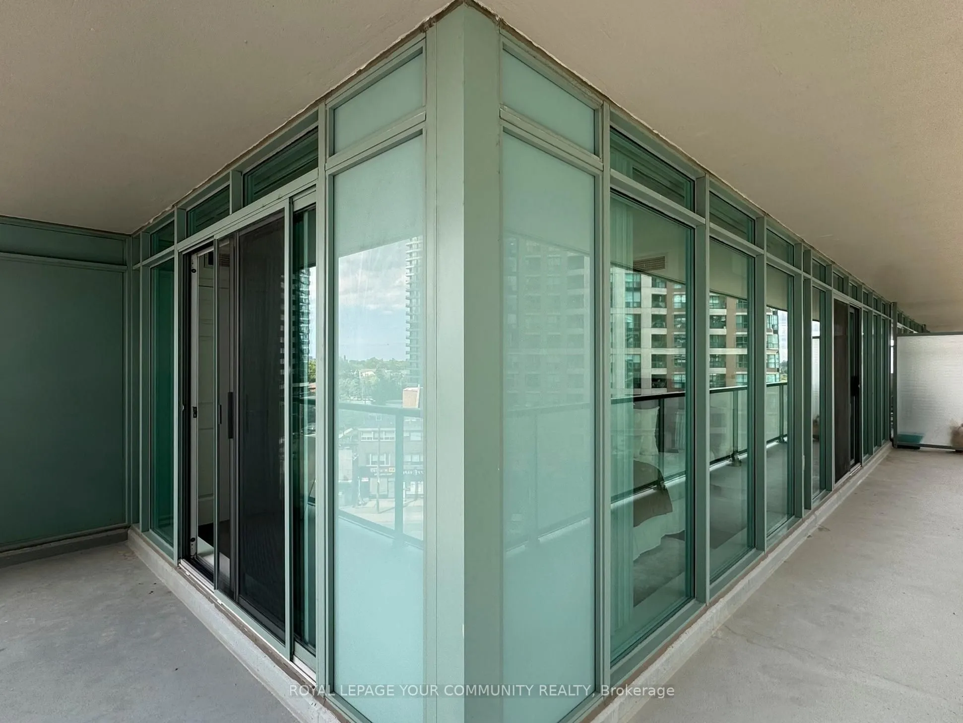 5500 Yonge Street, #610