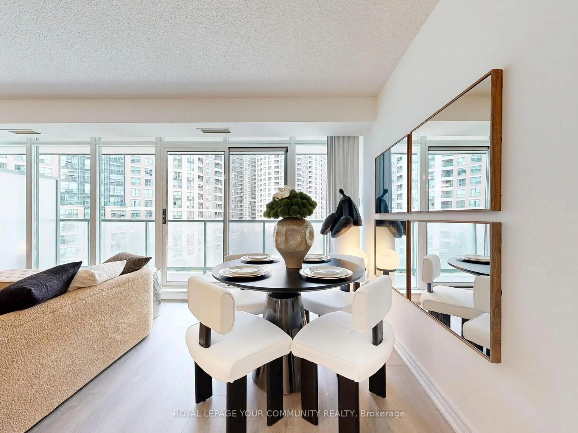 5500 Yonge Street, #610