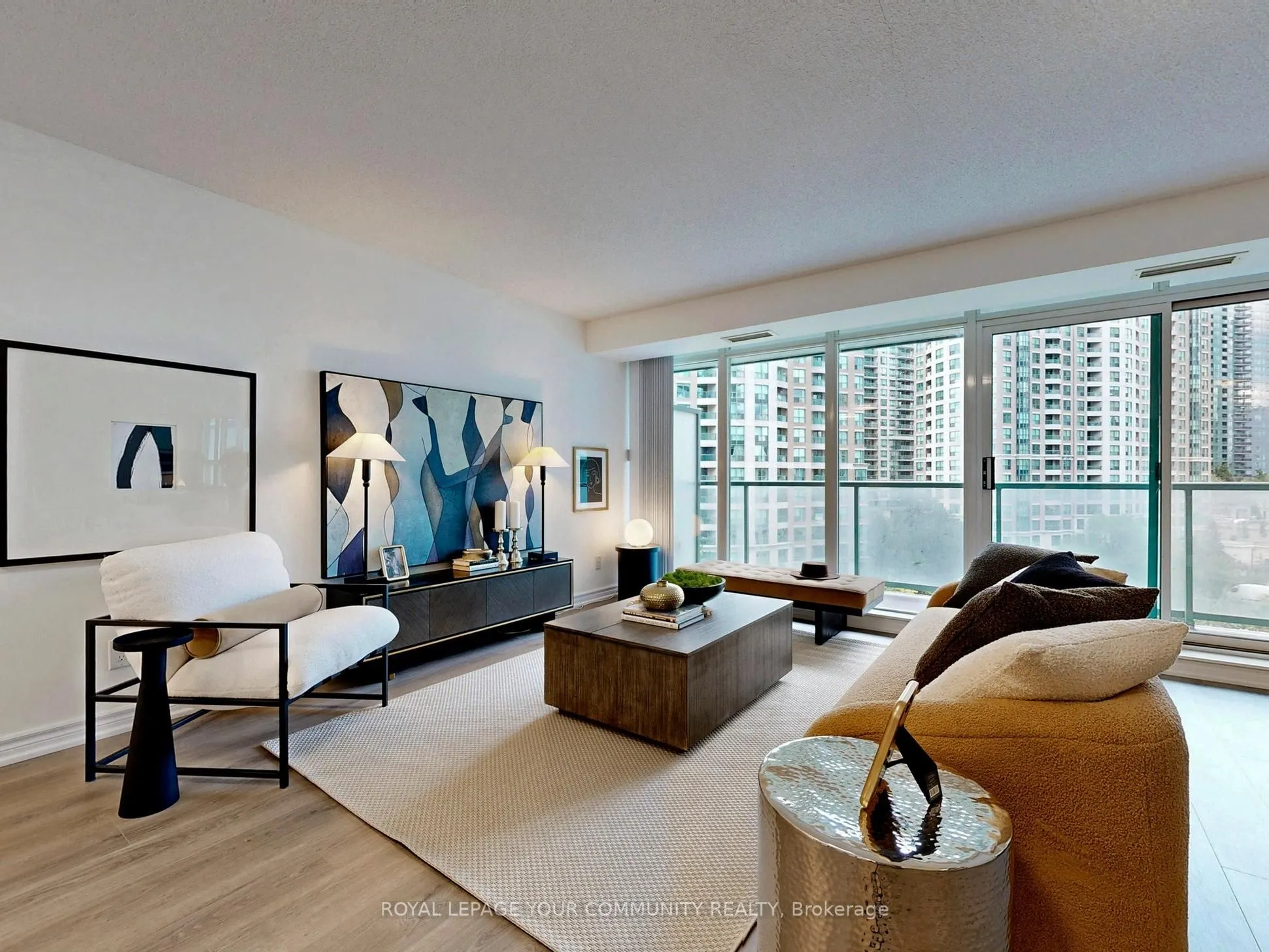 5500 Yonge Street, #610