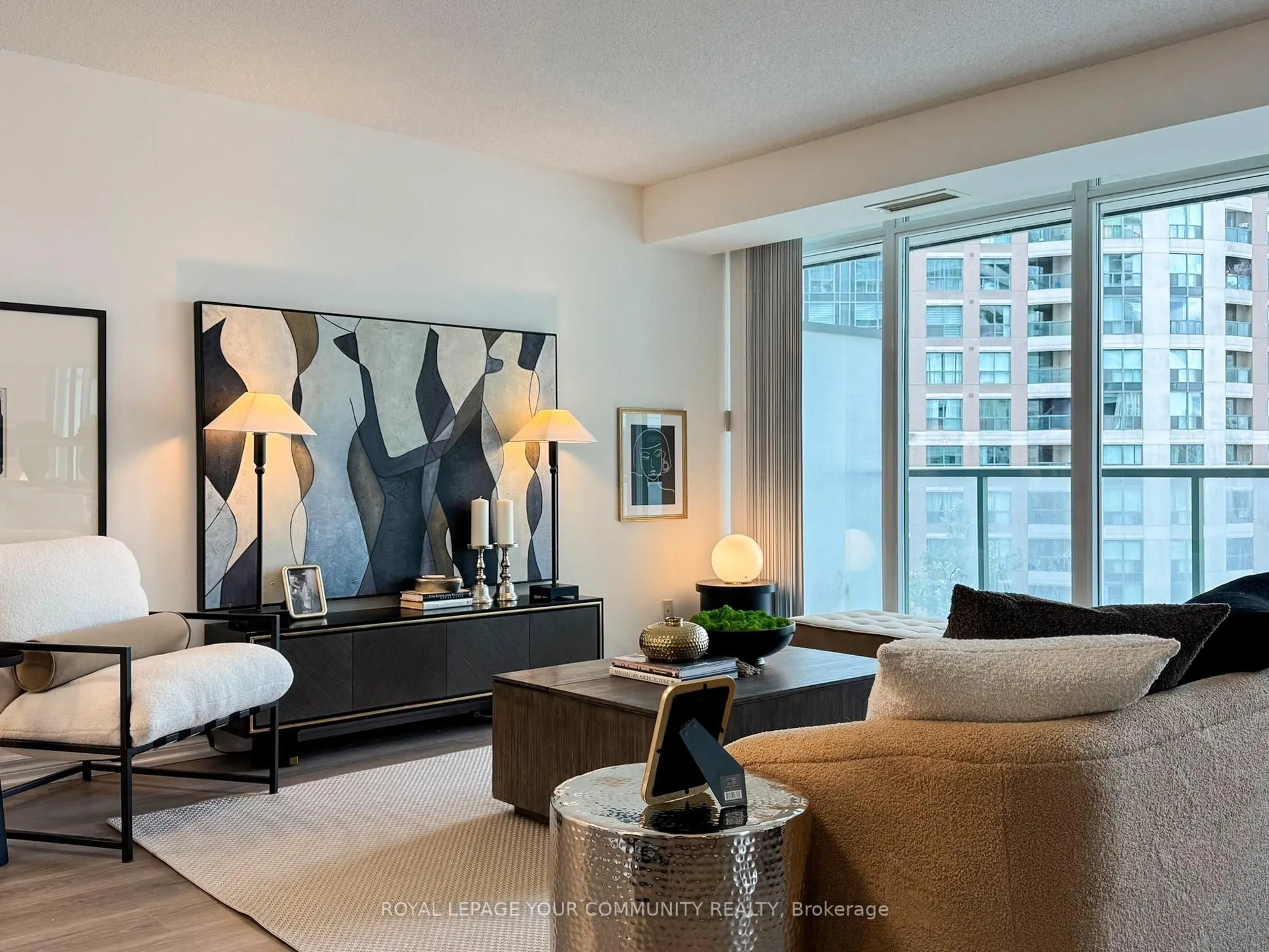5500 Yonge Street, #610