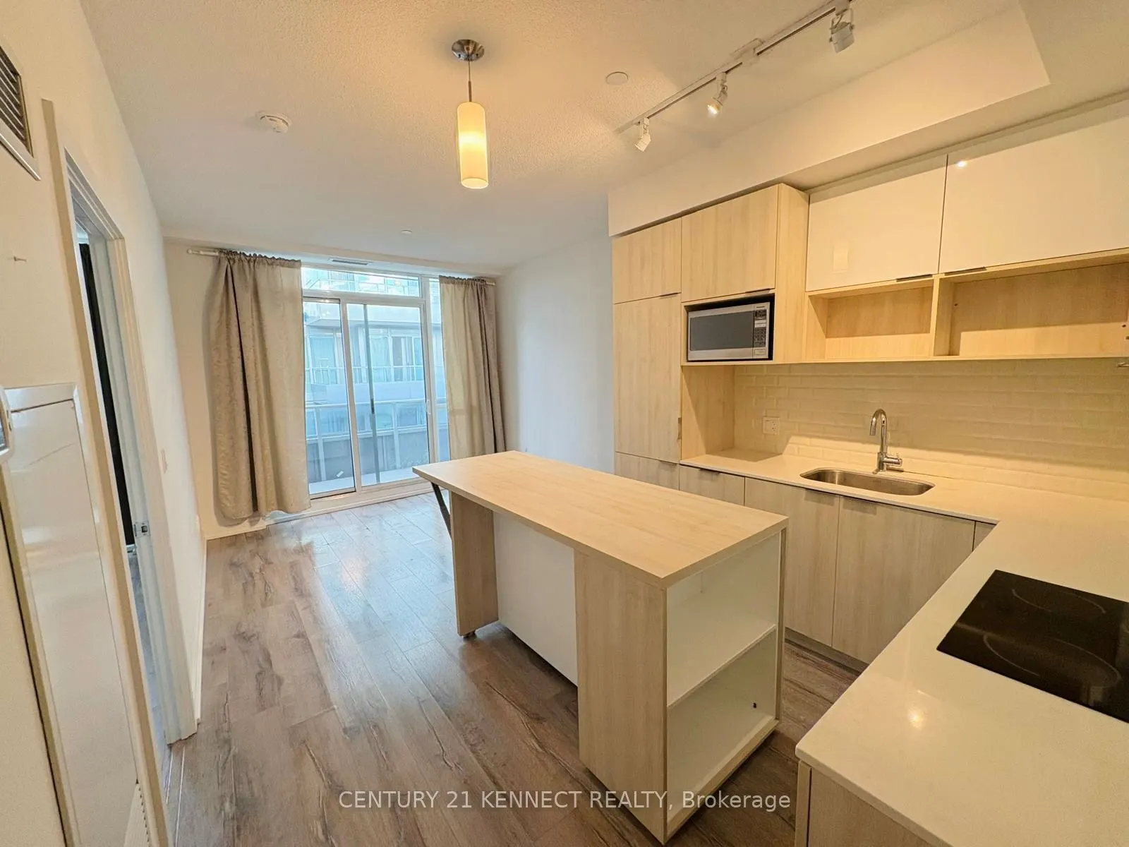 52 Forest Manor Road, #613