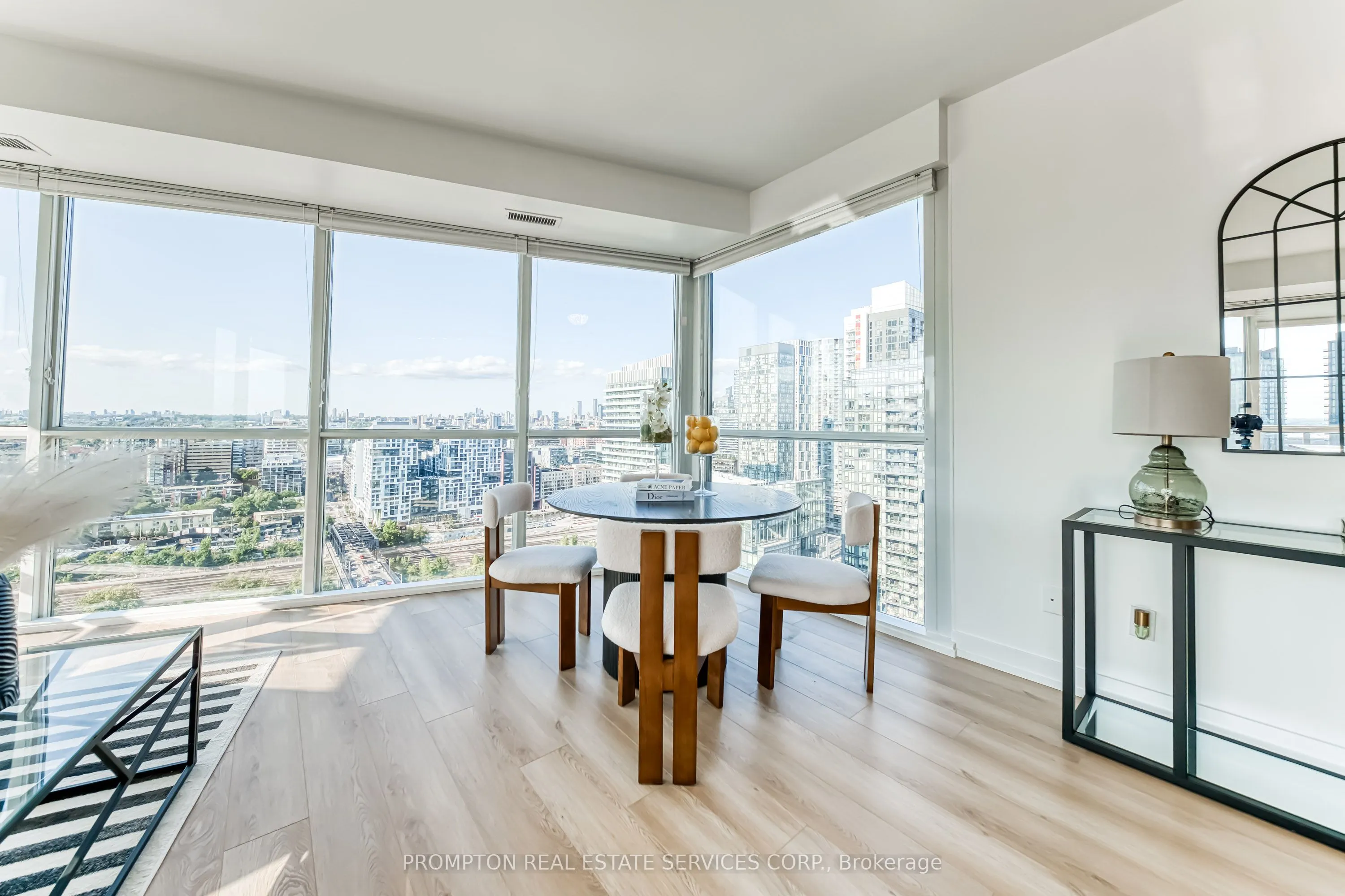 20 Bruyeres Mews, #2902