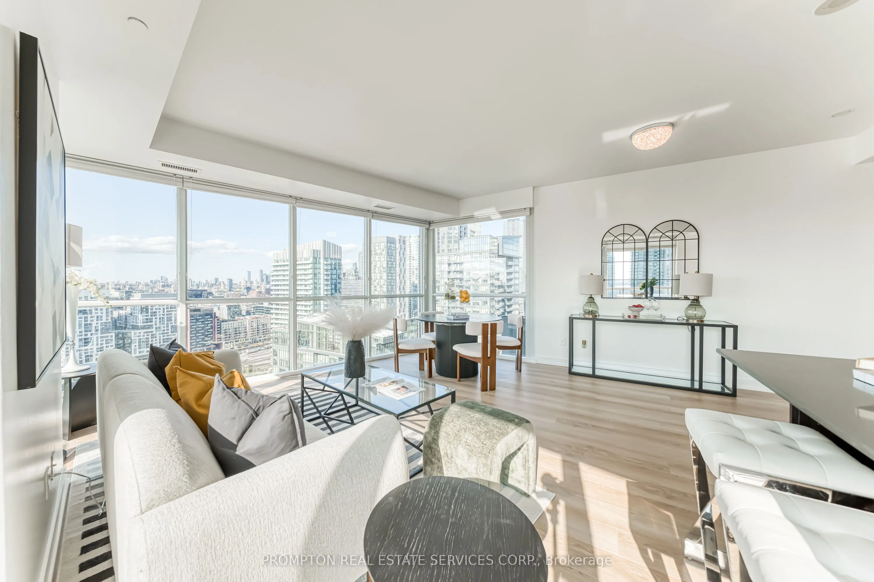 20 Bruyeres Mews, #2902