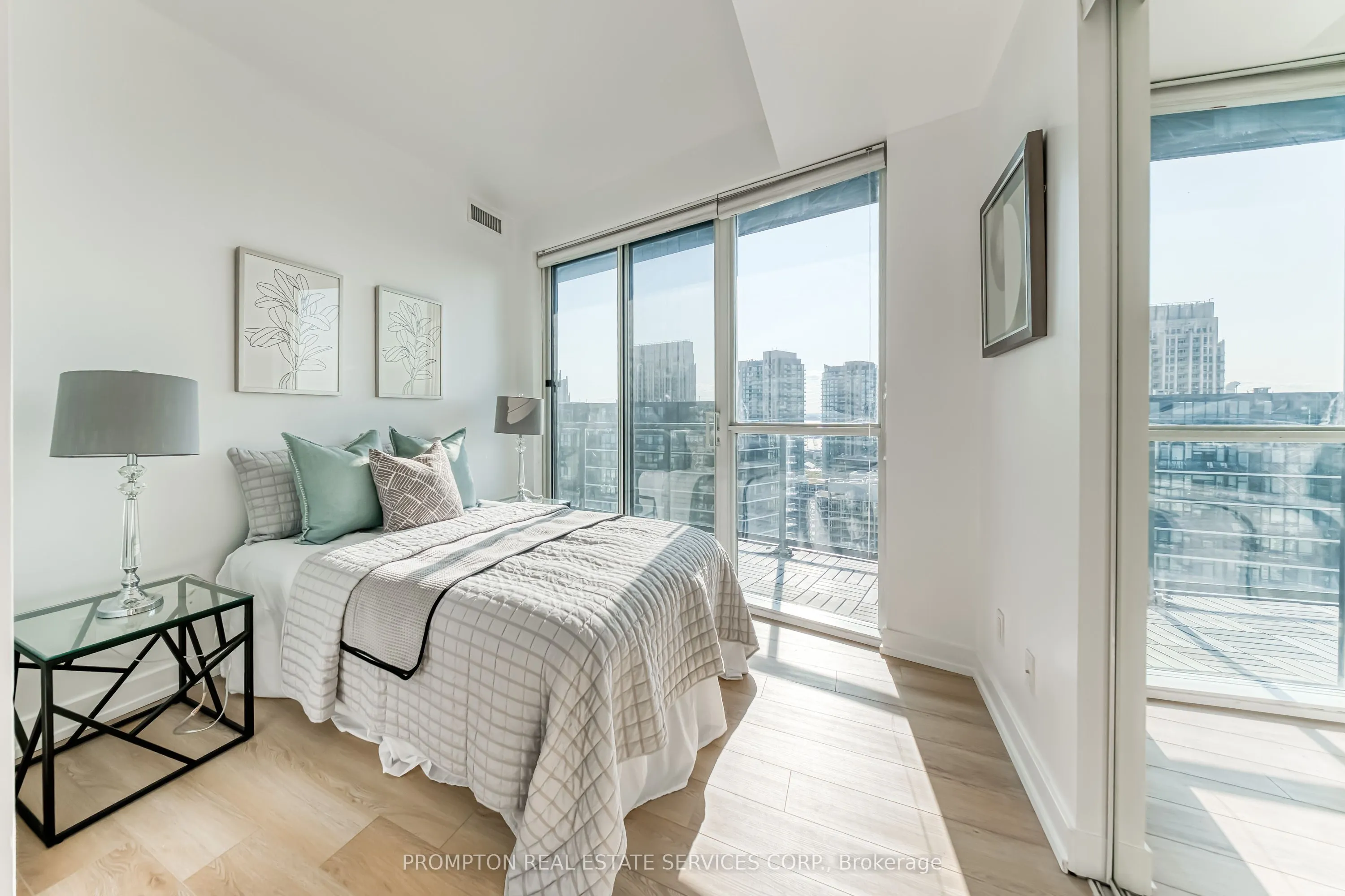 20 Bruyeres Mews, #2902