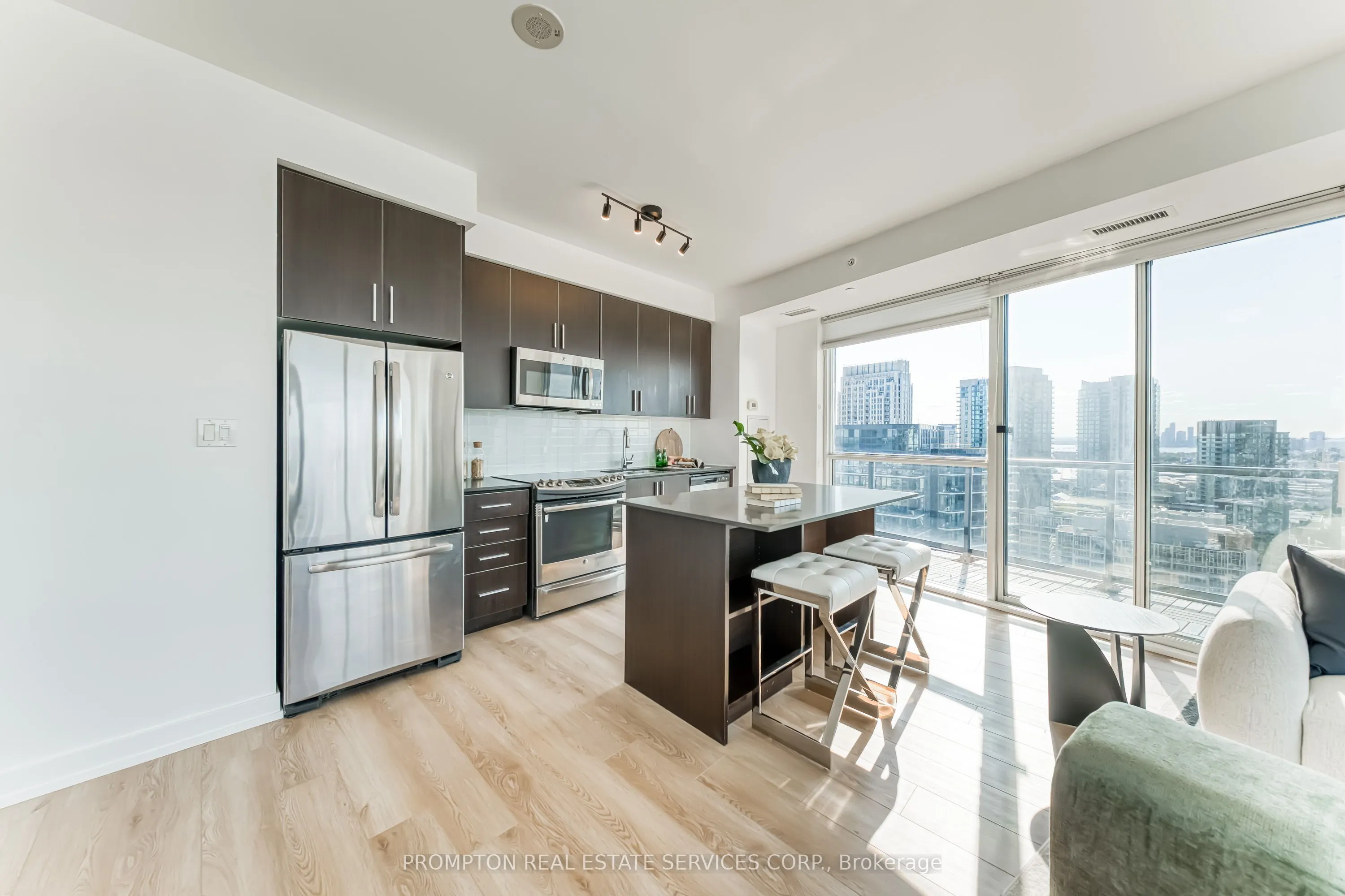 20 Bruyeres Mews, #2902