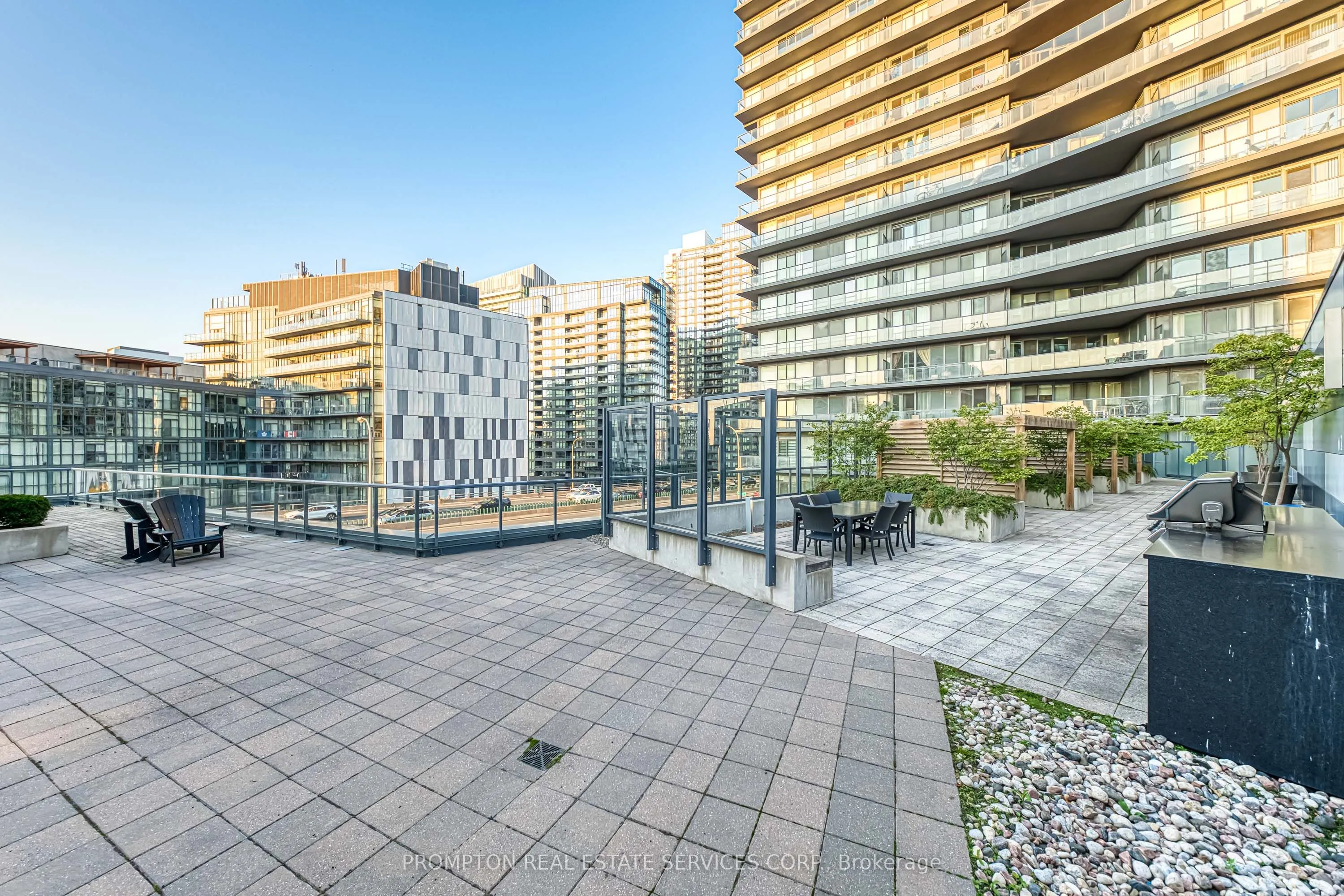 20 Bruyeres Mews, #2902