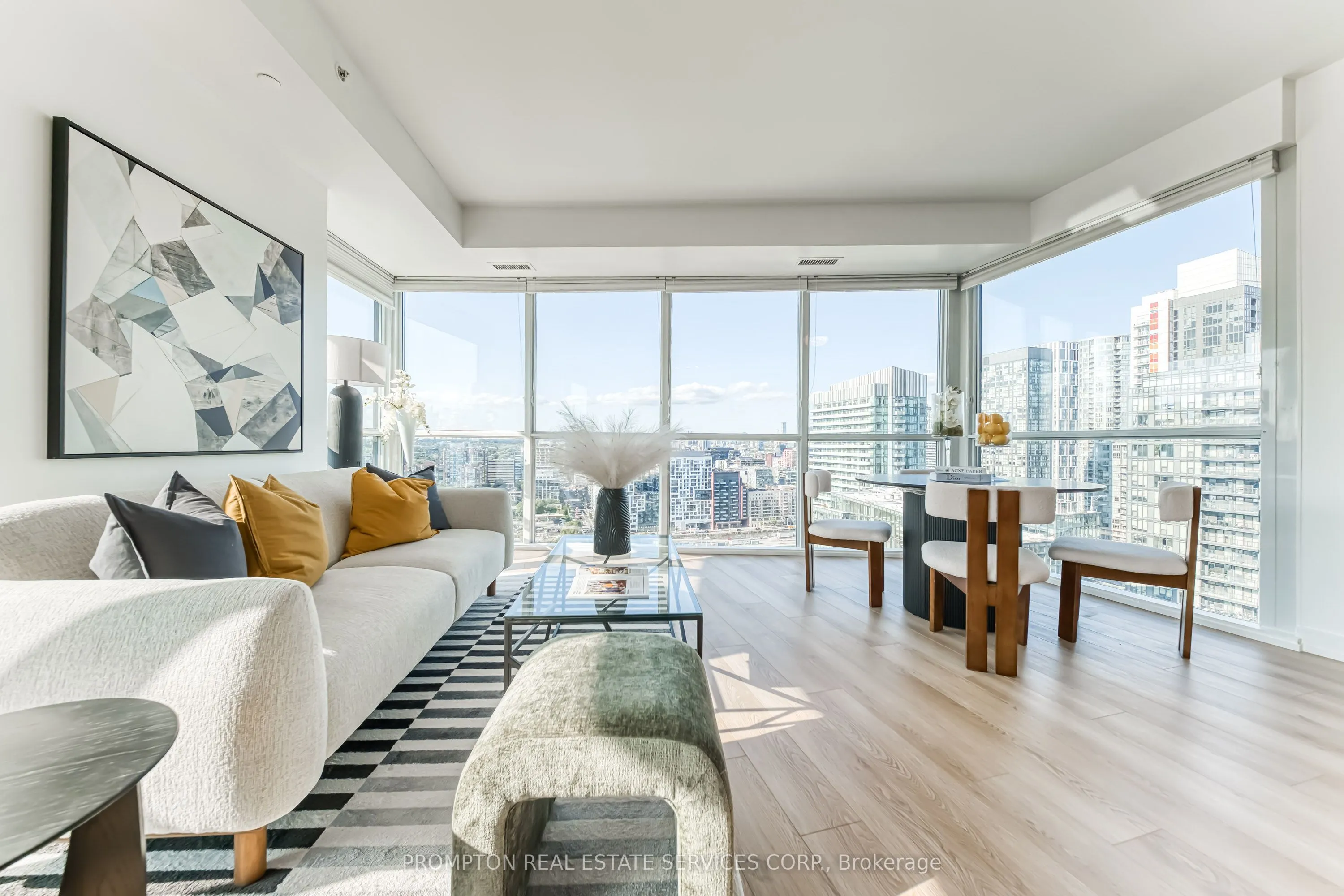 20 Bruyeres Mews, #2902