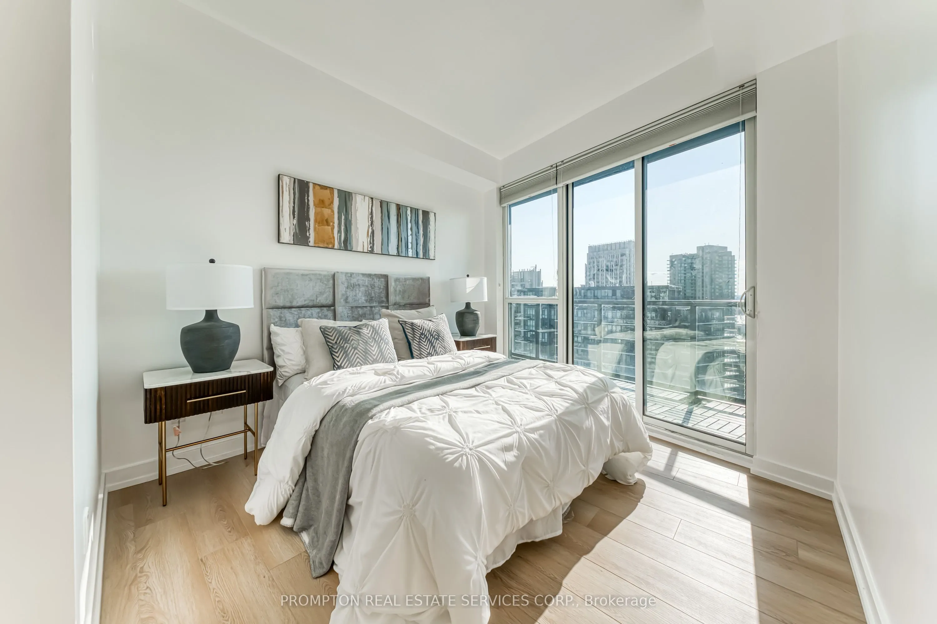 20 Bruyeres Mews, #2902