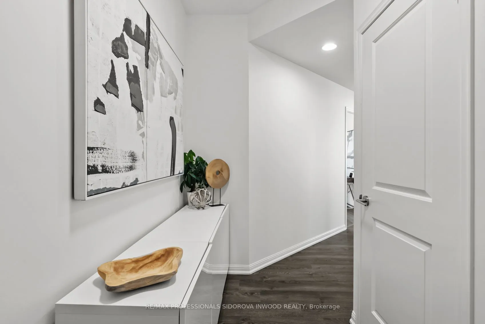 85 East Liberty Street, #1606