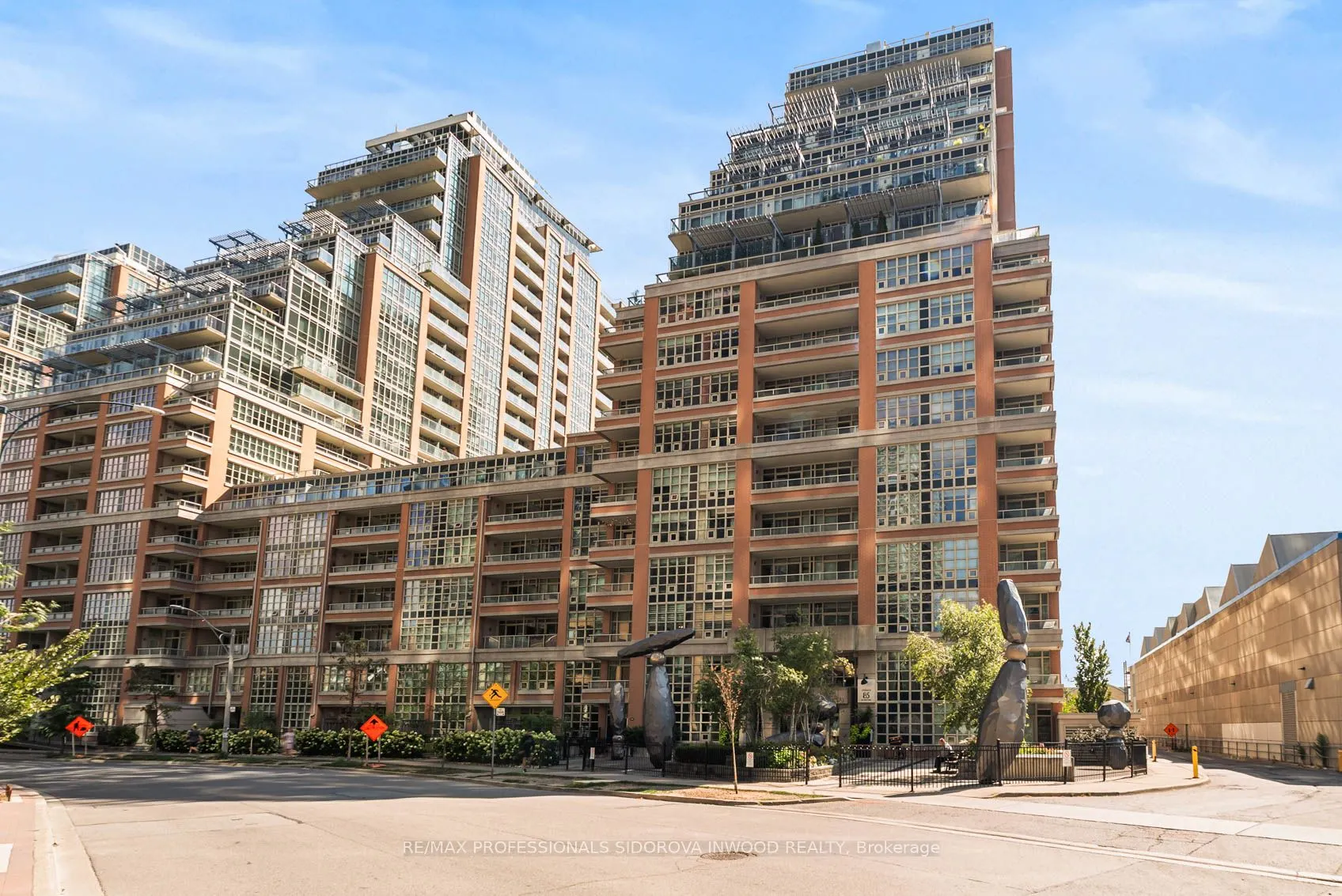 85 East Liberty Street, #1606