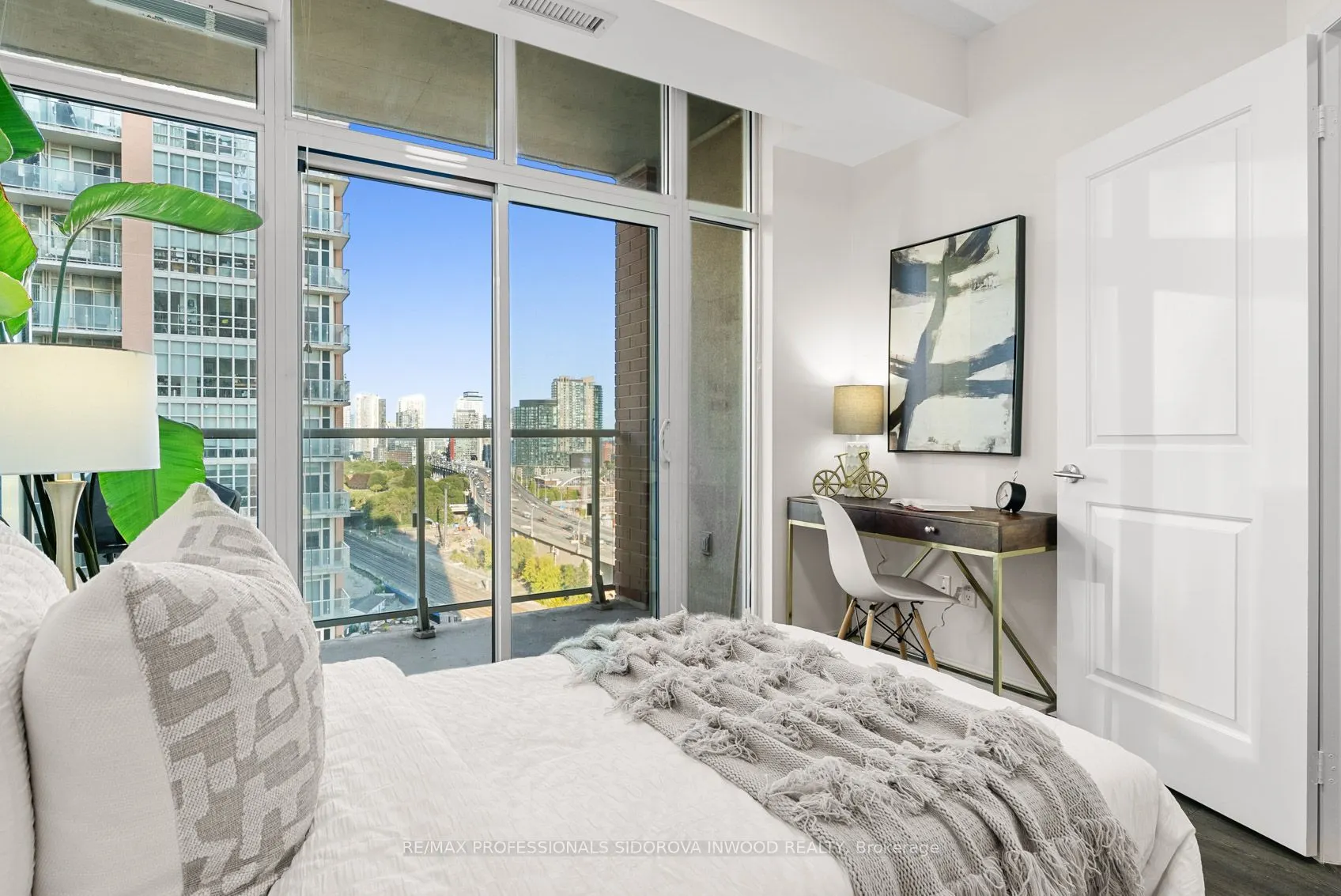 85 East Liberty Street, #1606