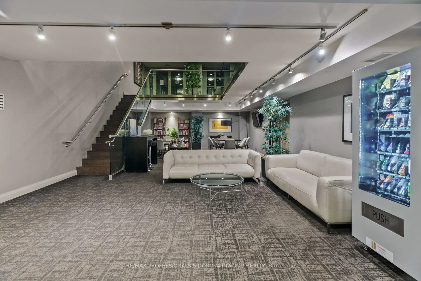 85 East Liberty Street, #1606