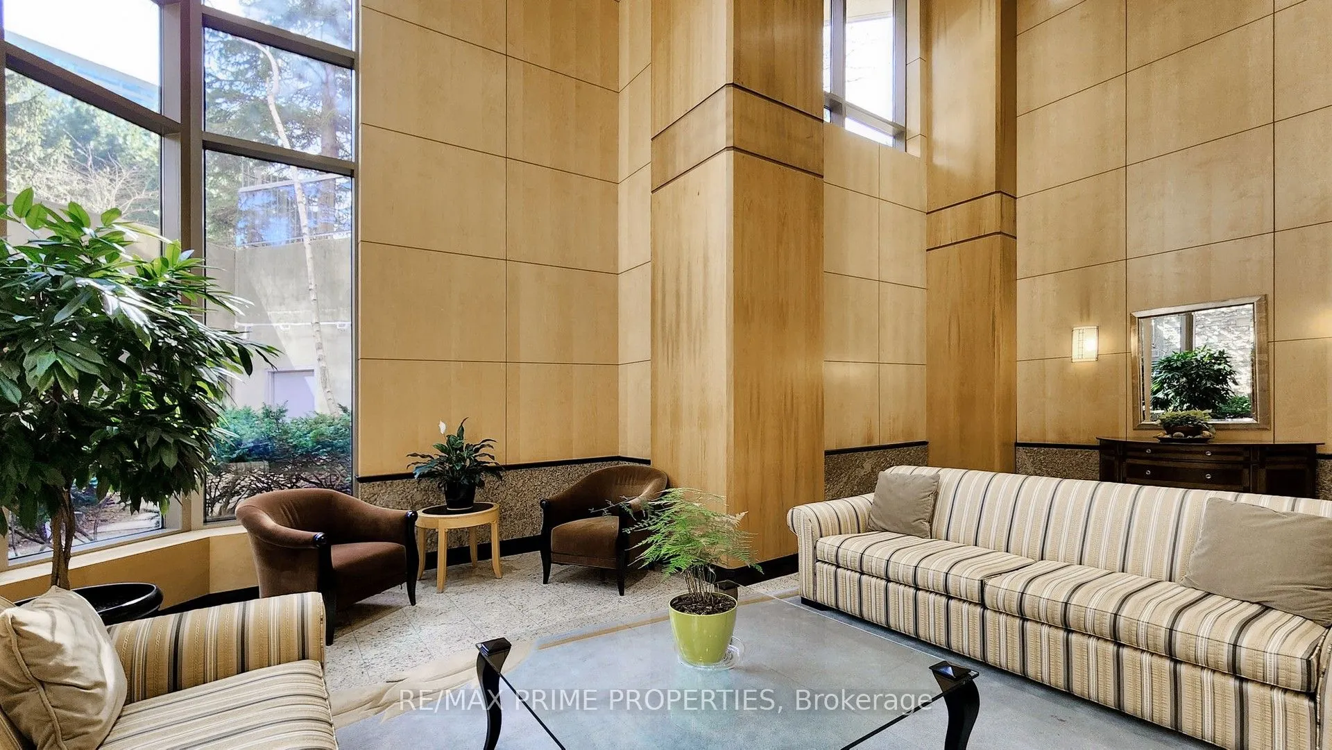 89 Skymark Drive, #3110