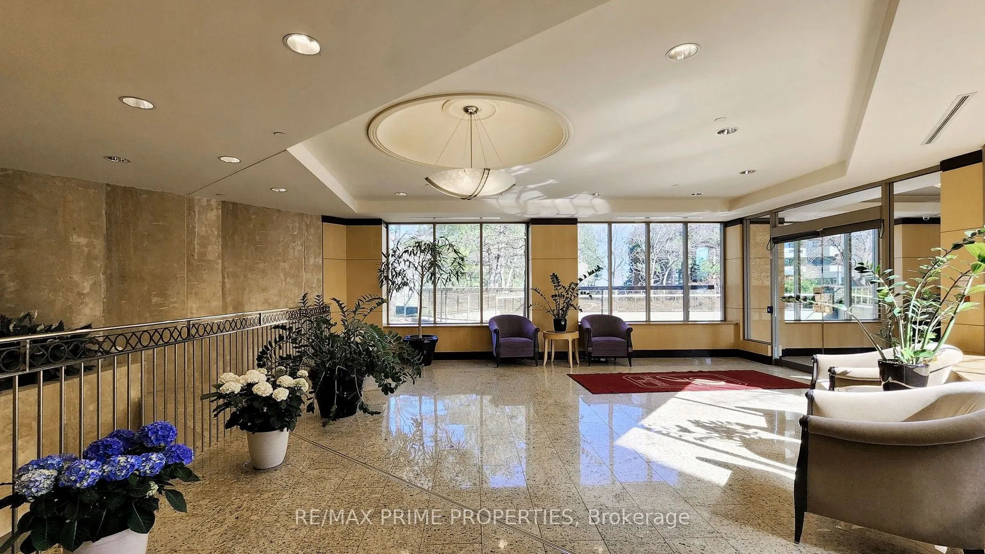 89 Skymark Drive, #3110