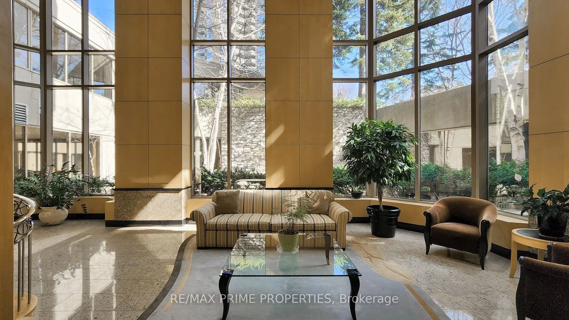89 Skymark Drive, #3110