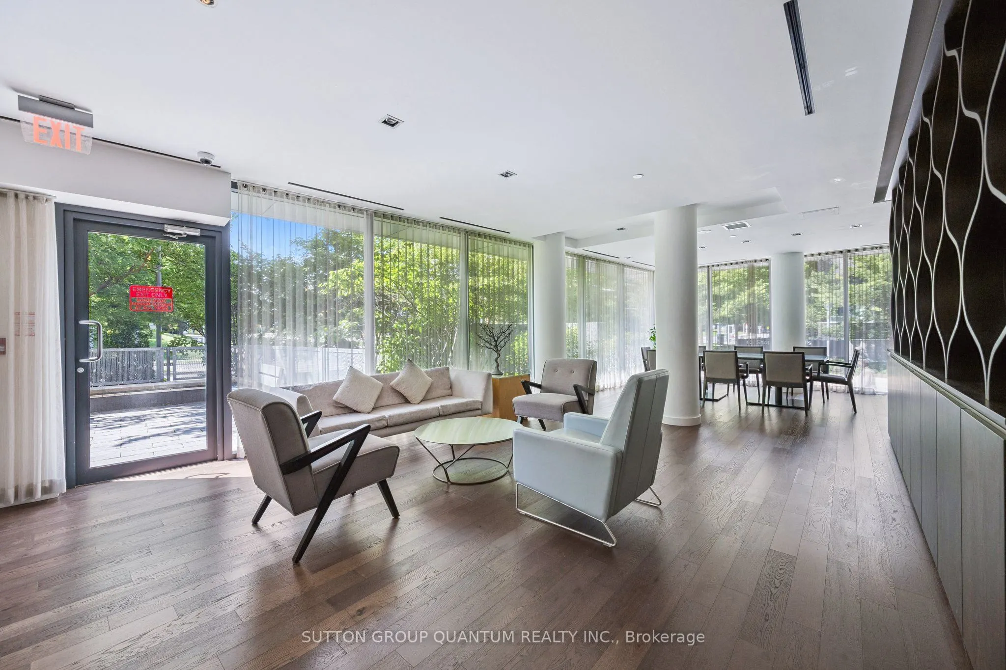 85 The Donway West, #805