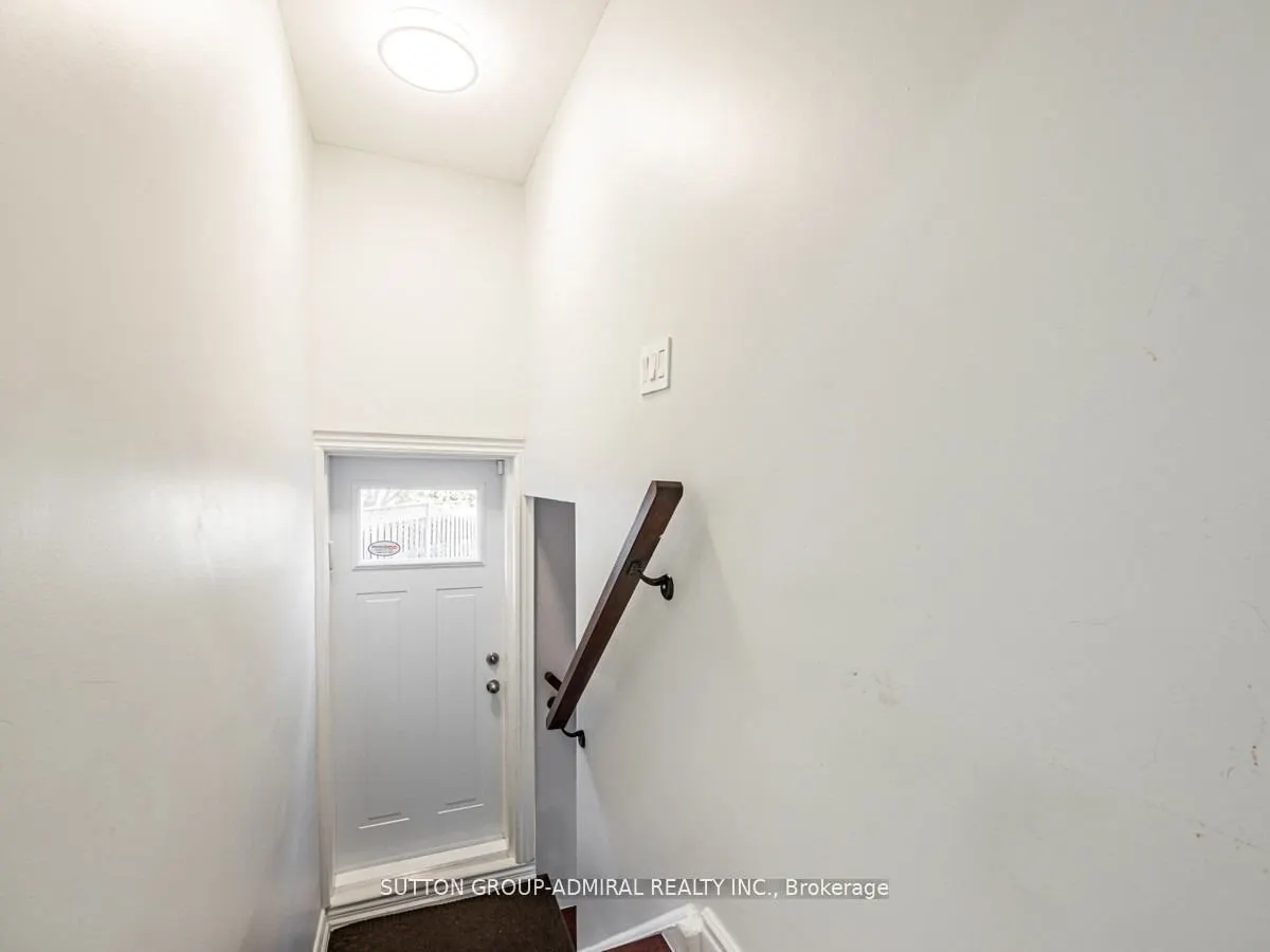 17 Dorchester Drive