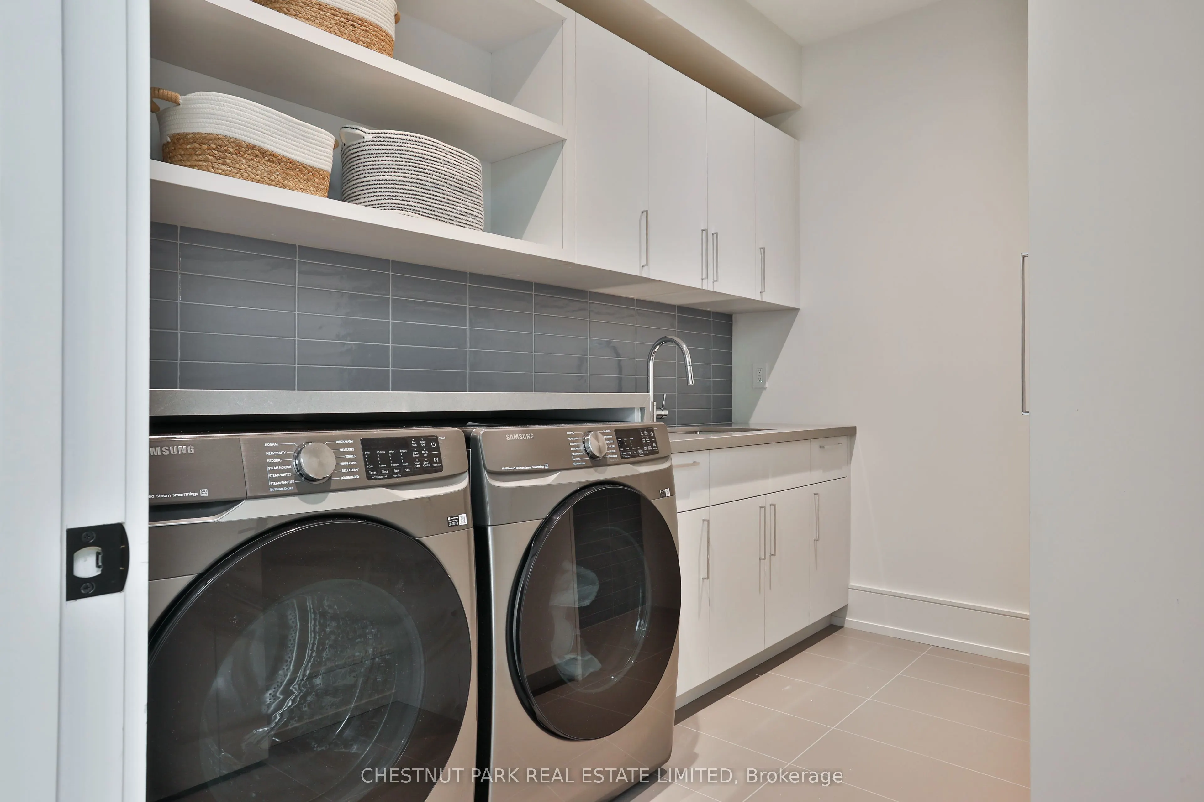 2 Marchwood Drive