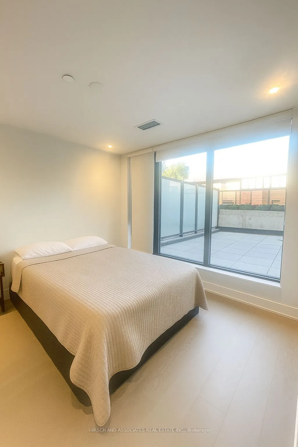 840 St. Clair Avenue W, #319