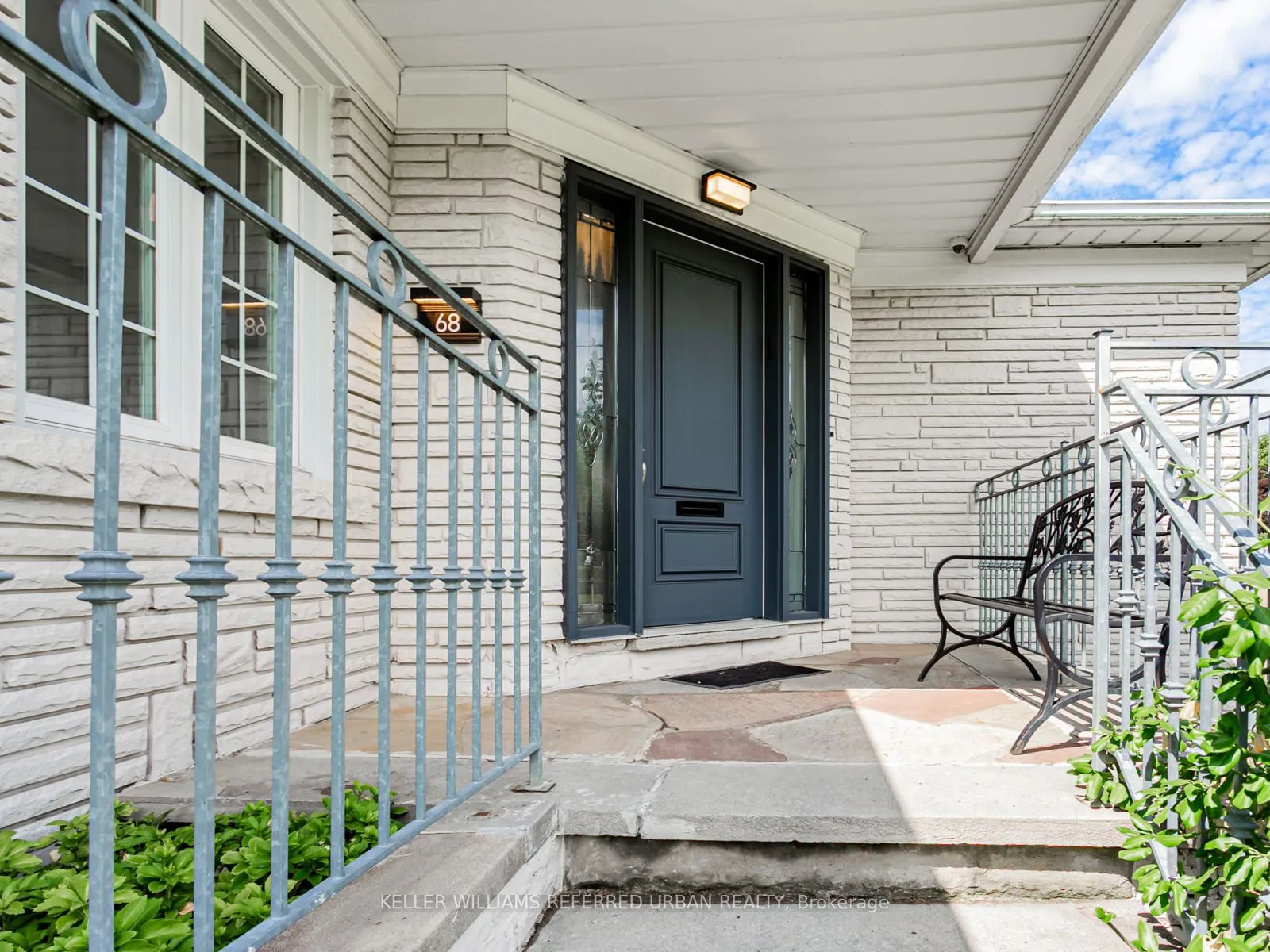 68 Stormont Avenue