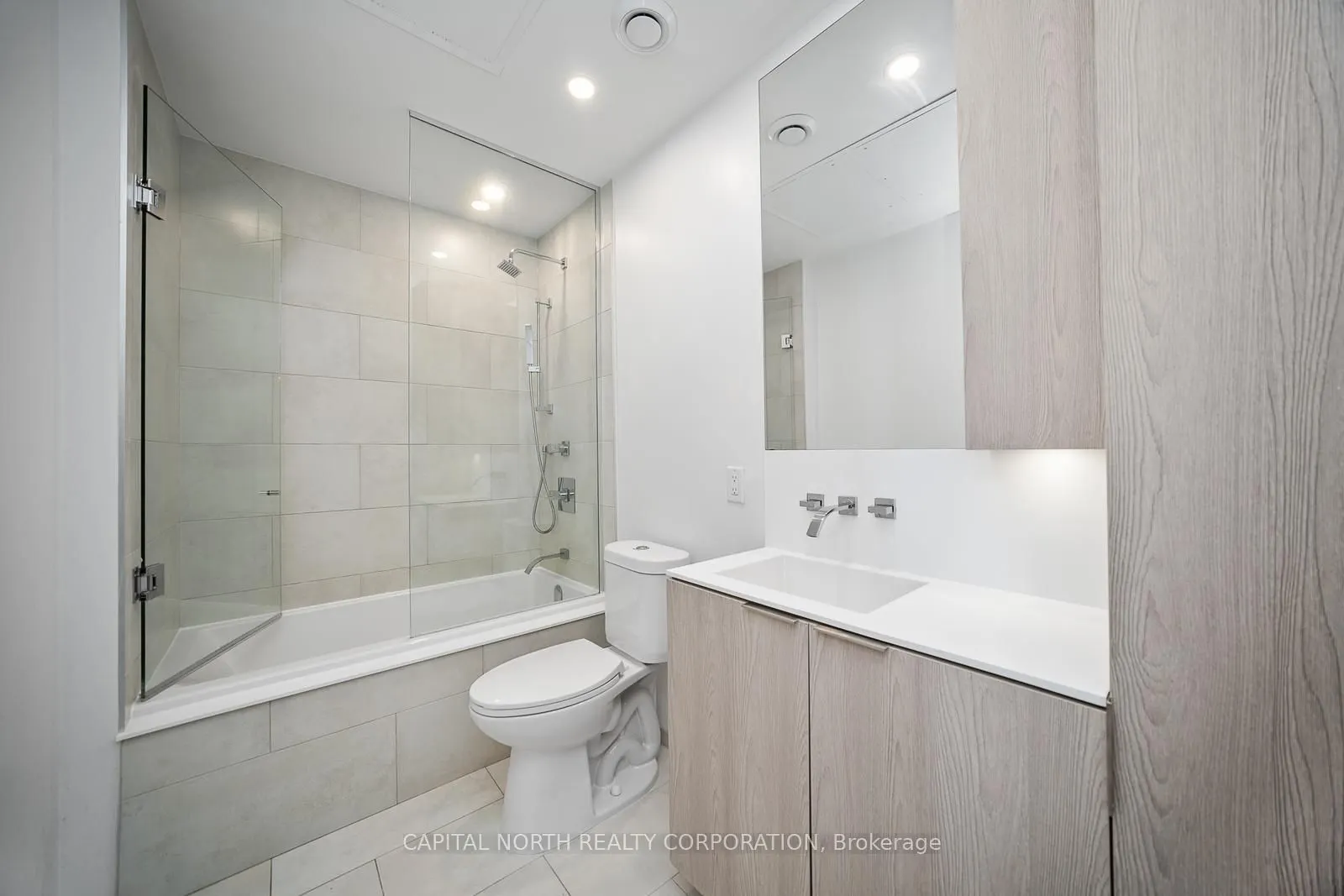 12 Bonnycastle Street, #715